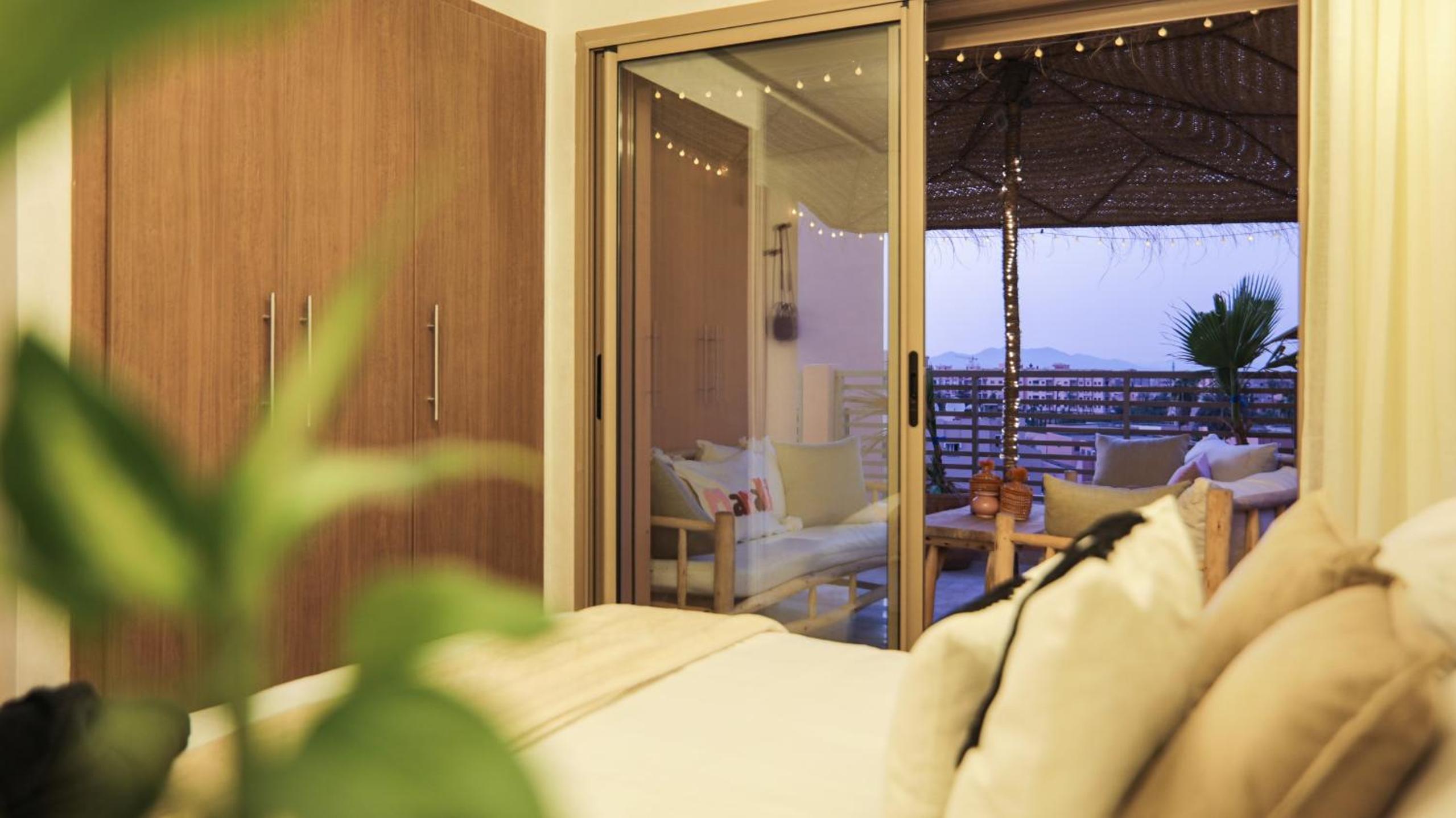 hotel room
