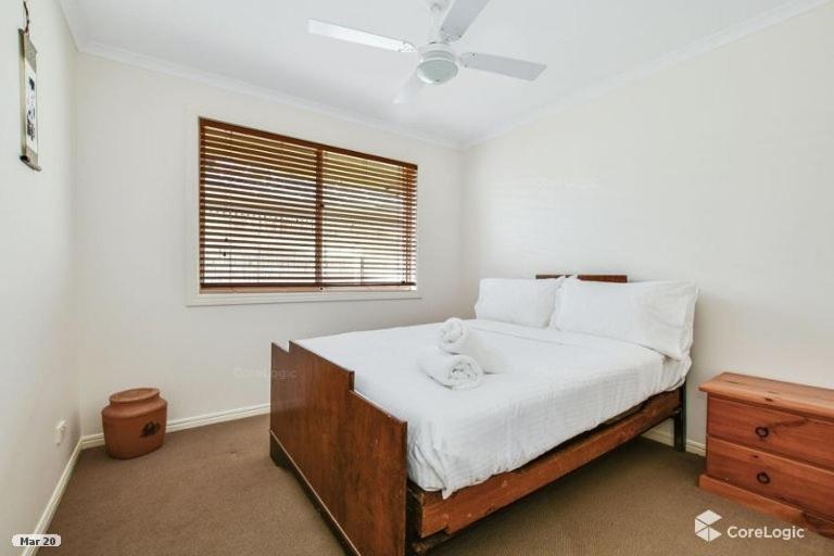 Peaceful, Pet Friendly Home - Medium to Large Pets Only