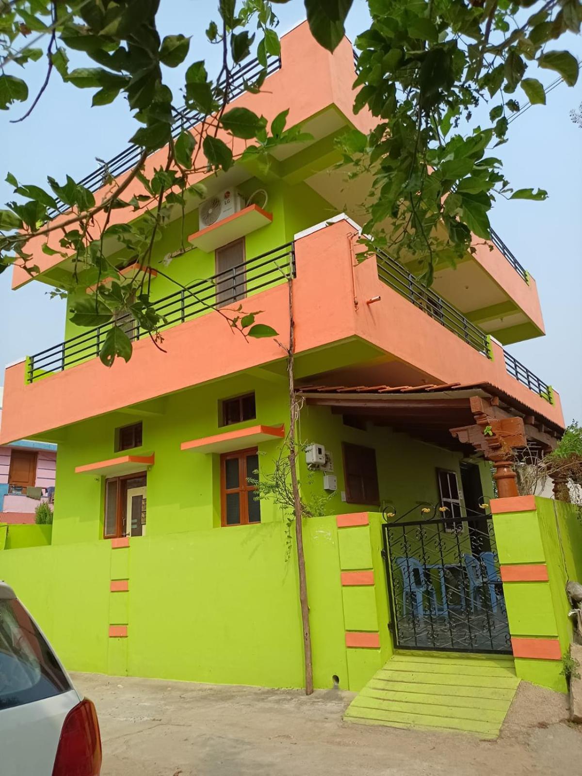 Abhi Homestay Hampi