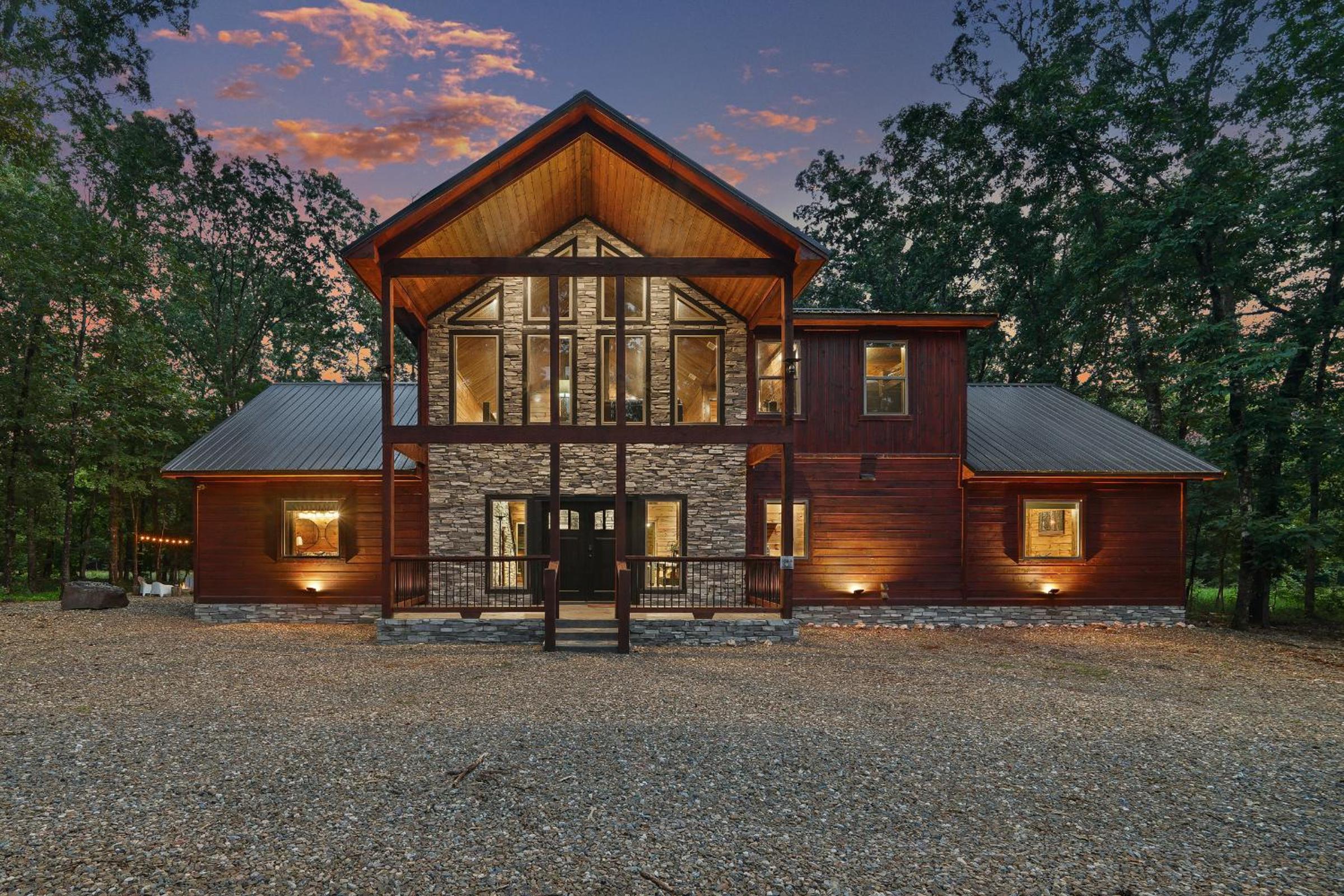 Hotel Meadows Edge Cabin - Image 1
