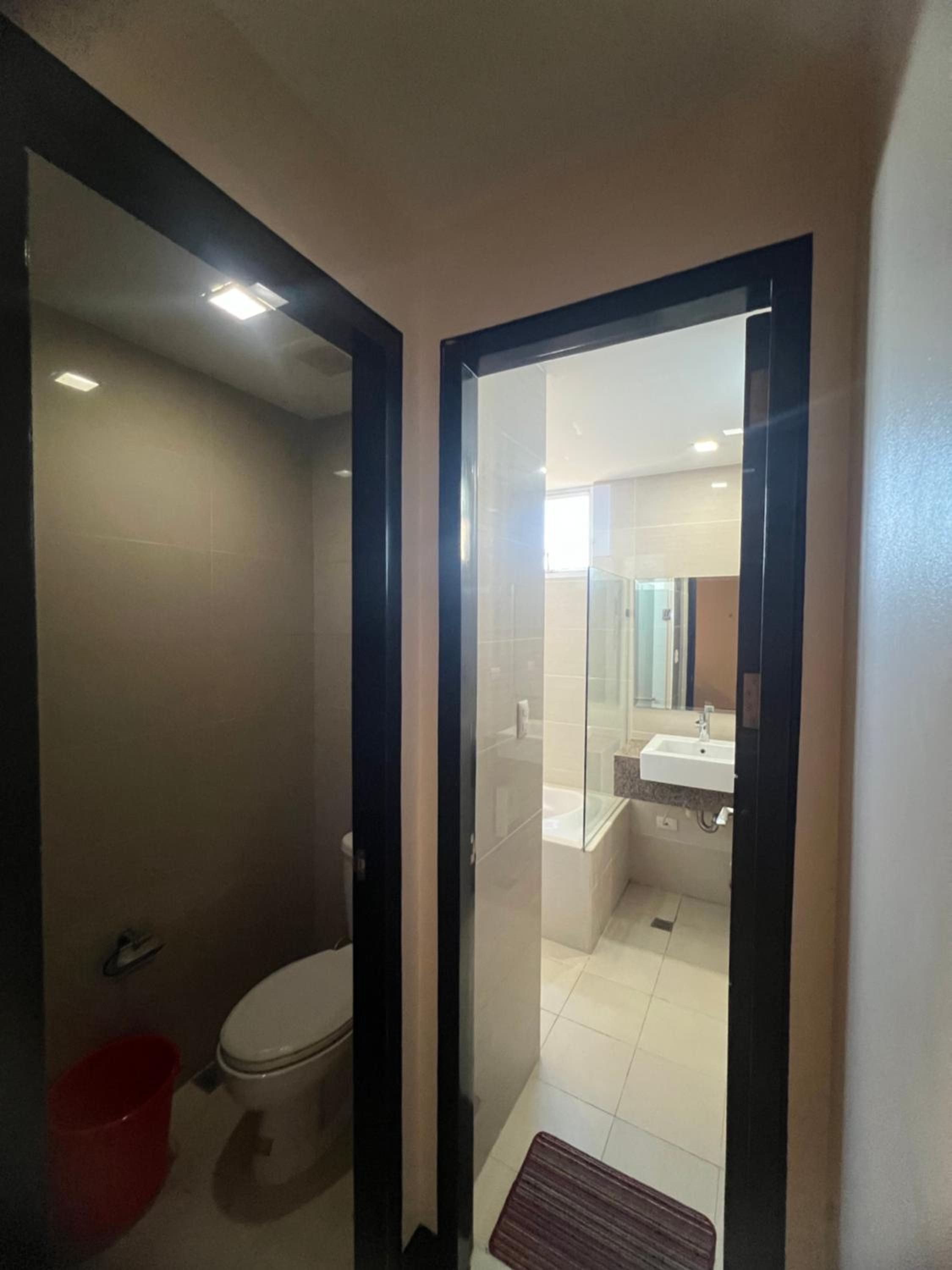 The mactan newtown 1 Bedroom , Beach is P 350 pp