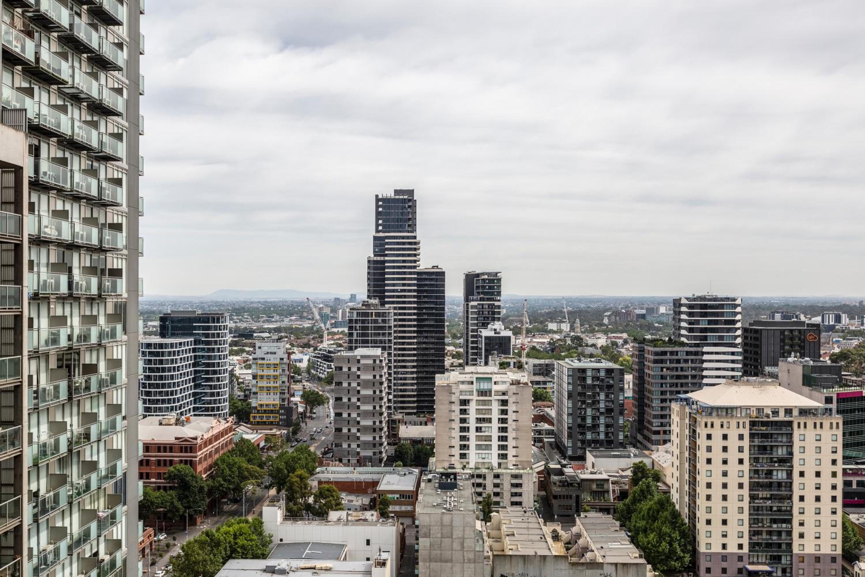 Contemporary CBD Living From Level 23 at West Side