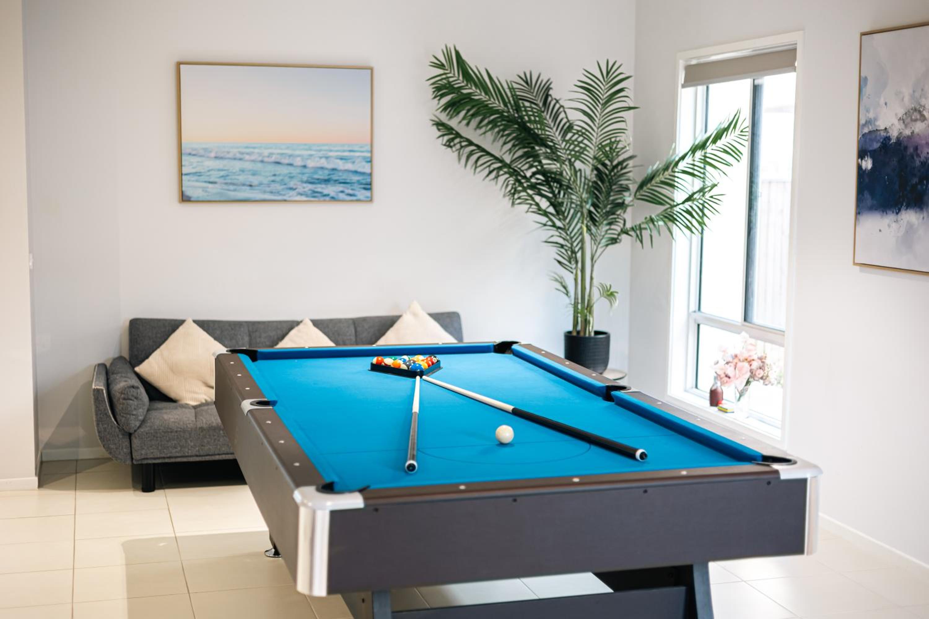 Waterfront Grand Villa for Big Group