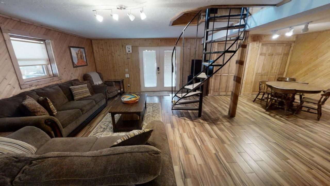 Photo 6