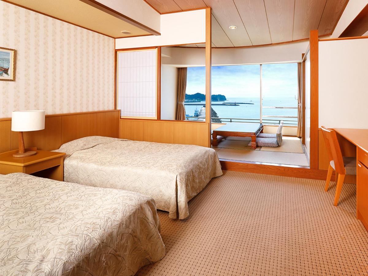 Mikazuki Sea-Park Hotel Katsuura