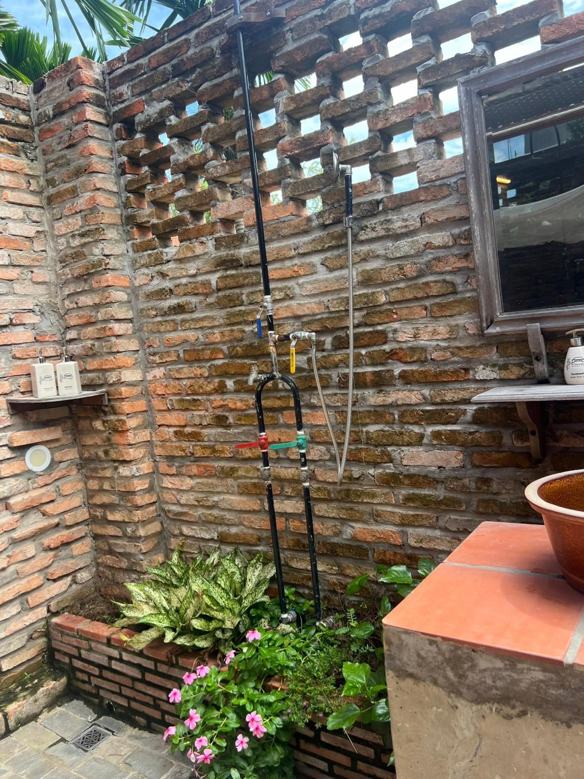 Photo 44