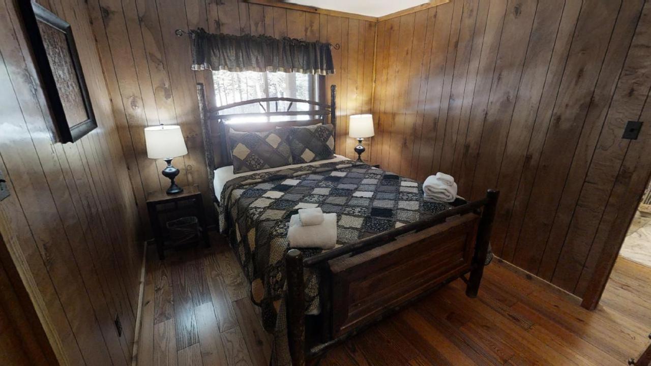 Little Elk Horn on the River - Pet Friendly - WiFi - Washer - Dryer - Fireplace - Grill view 5