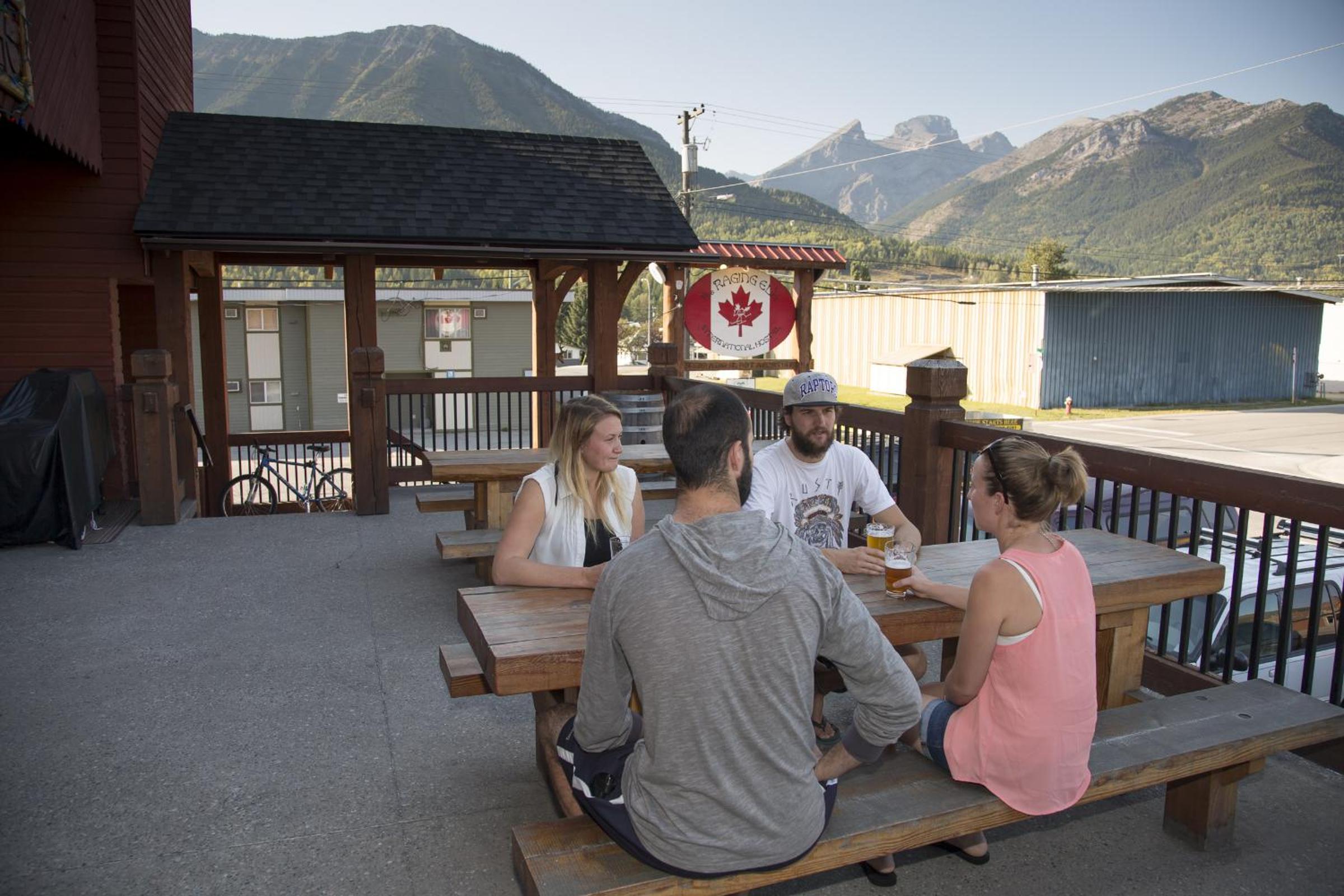 Fernie Vacations - The Raging Elk Adventure Lodging - Property Image 10