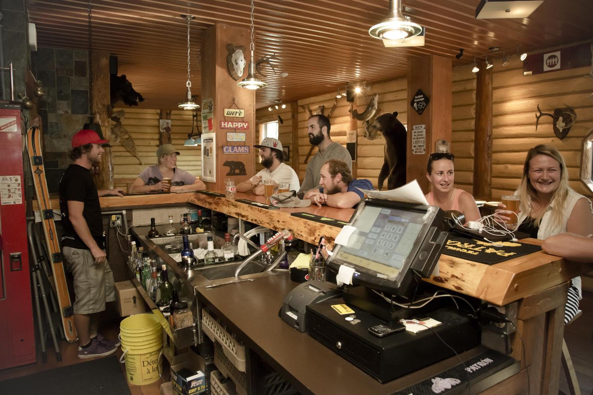 Fernie Vacations - The Raging Elk Adventure Lodging - Property Image 7