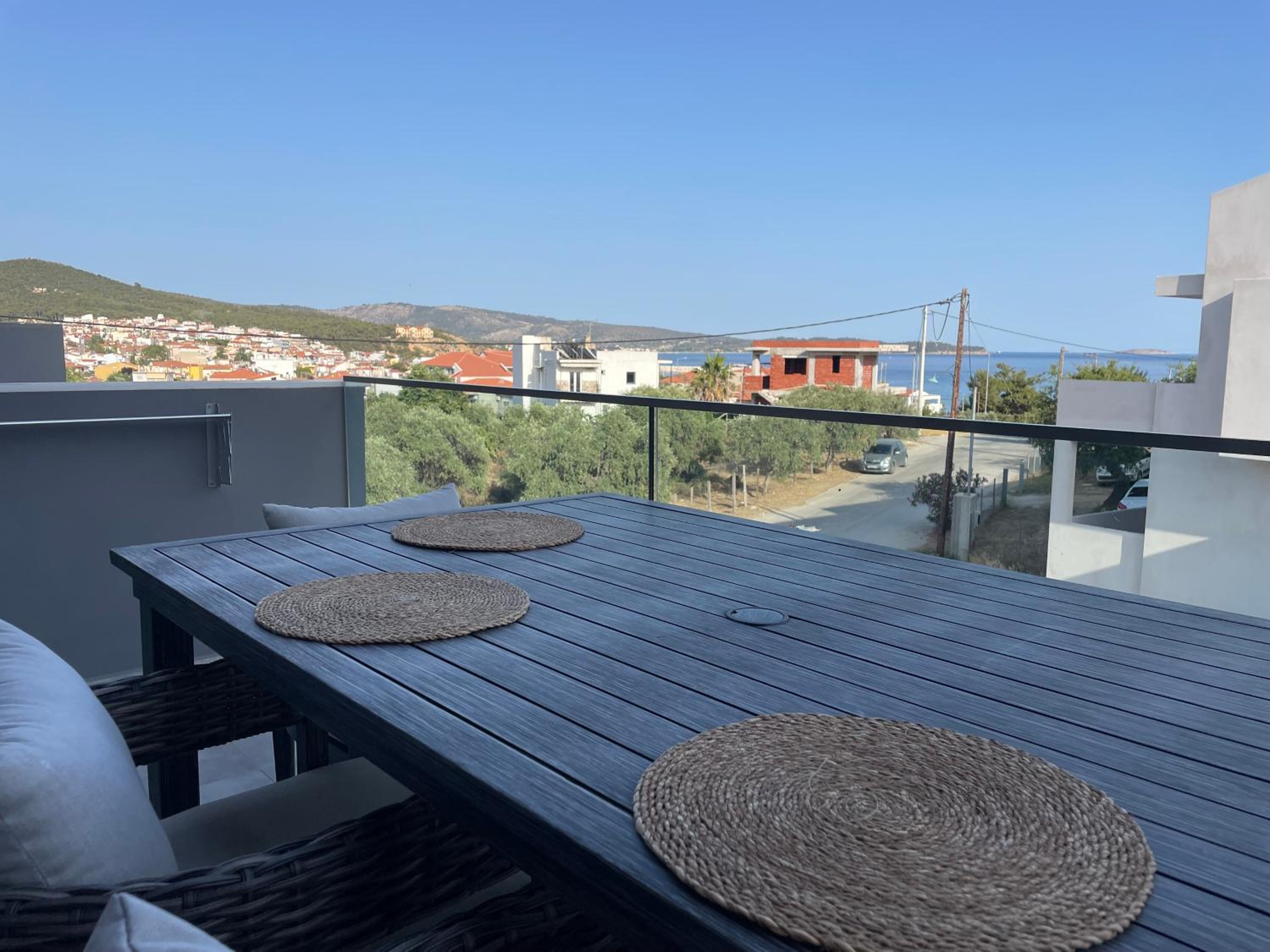 The Frog Apartment view 5