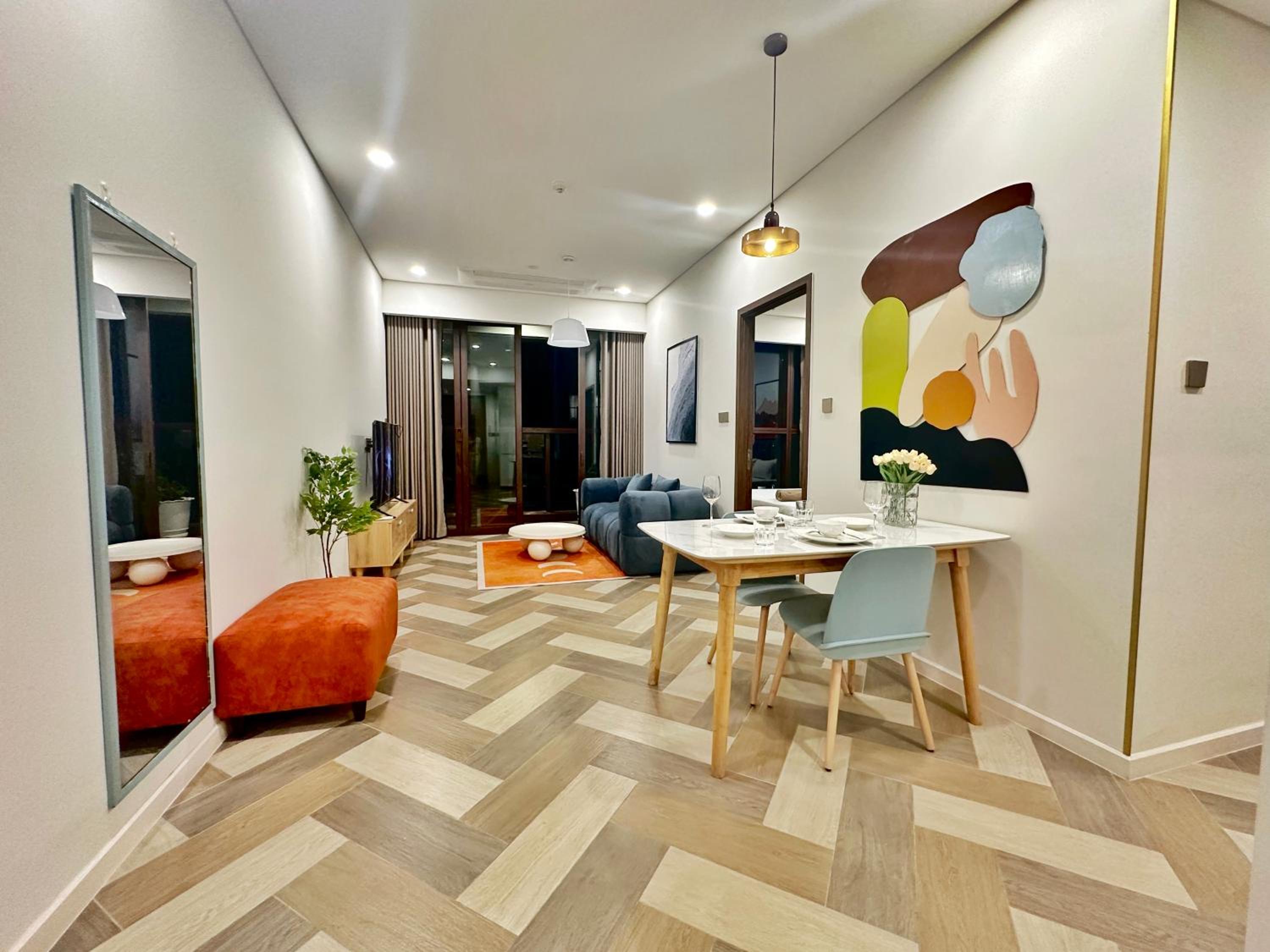 ZO Apartment Opera, Crest, Galleria -Central Saigon -Free POOL-GYM-SAUNA Room-YOGA Room