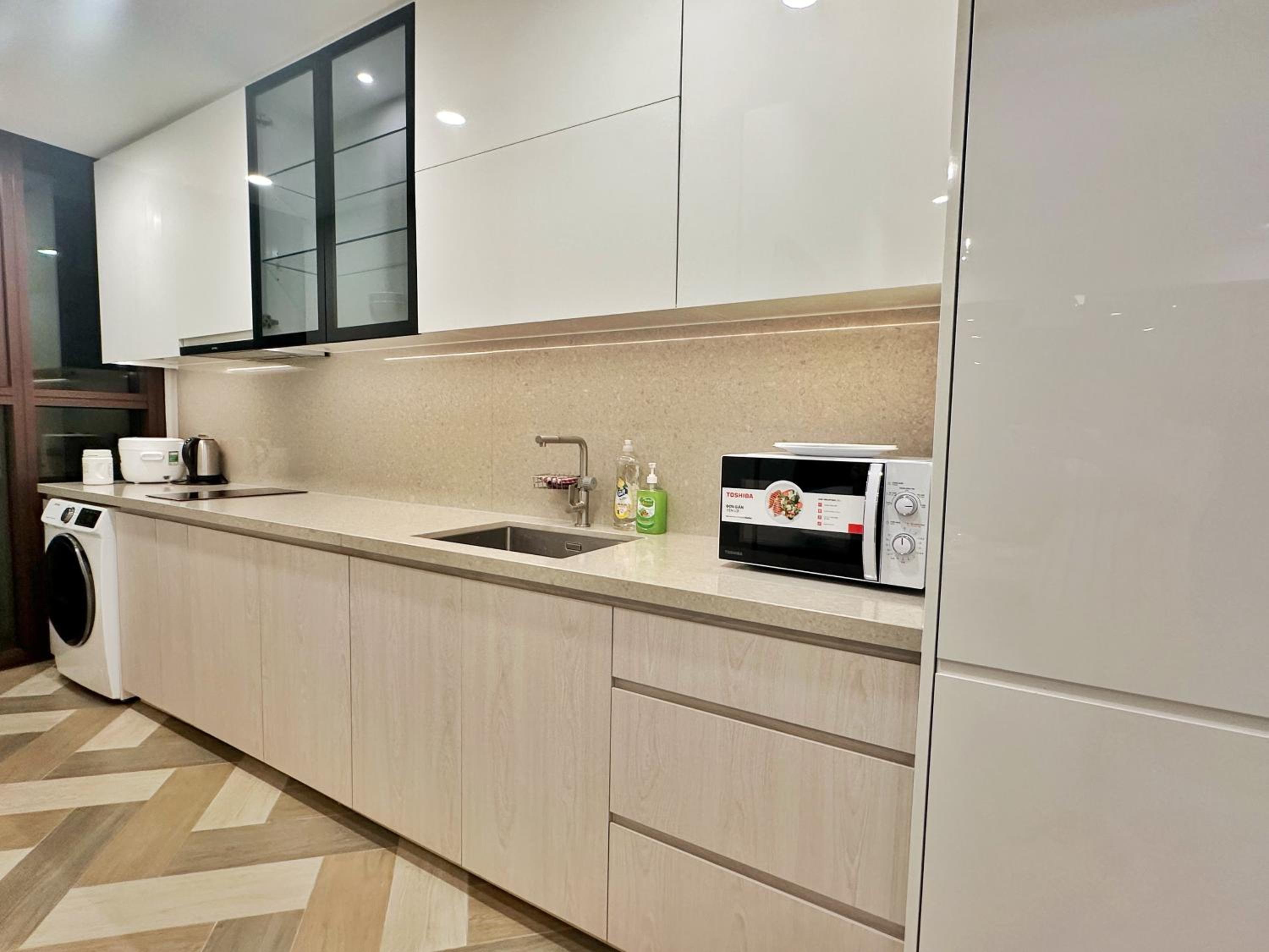 ZO Apartment Opera, Crest, Galleria -Central Saigon -Free POOL-GYM-SAUNA Room-YOGA Room