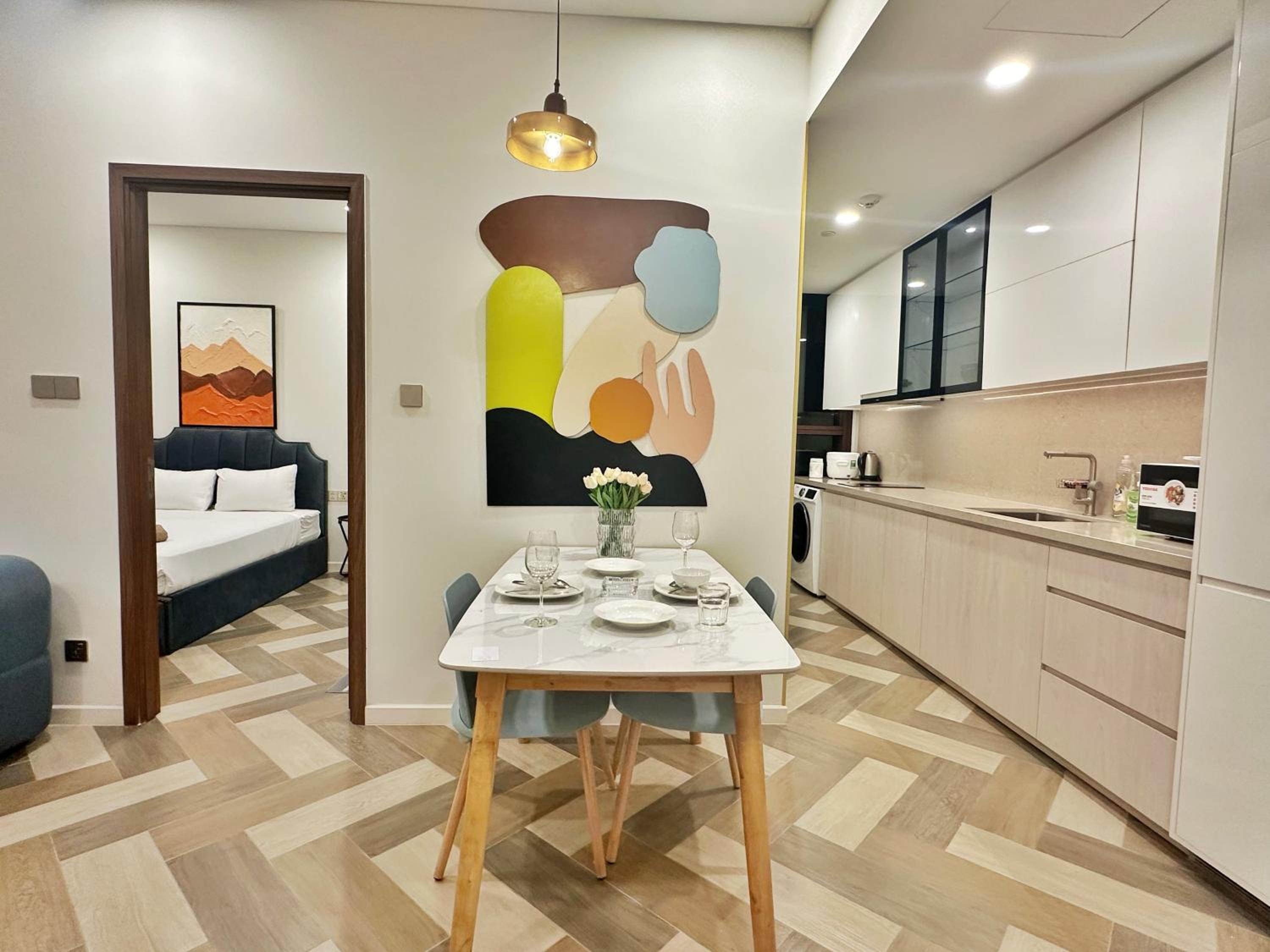 ZO Apartment Opera, Crest, Galleria -Central Saigon -Free POOL-GYM-SAUNA Room-YOGA Room