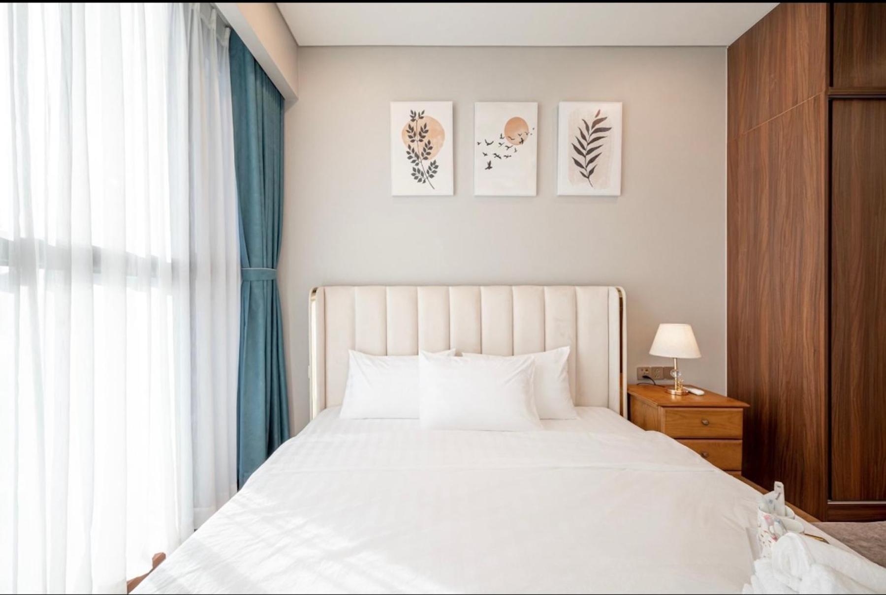 ZO Apartment Opera, Crest, Galleria -Central Saigon -Free POOL-GYM-SAUNA Room-YOGA Room