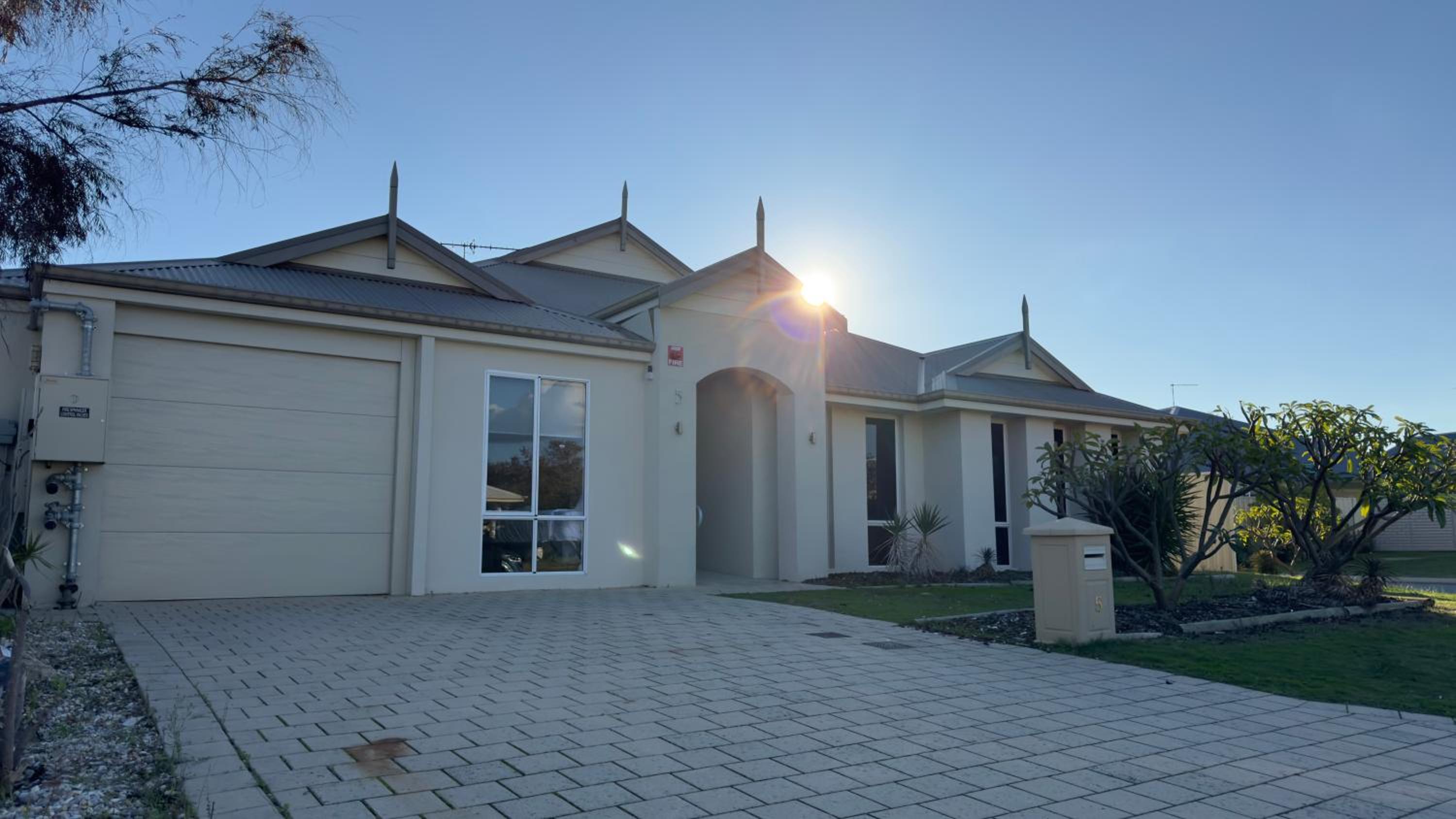 Mandurah Guesthouse