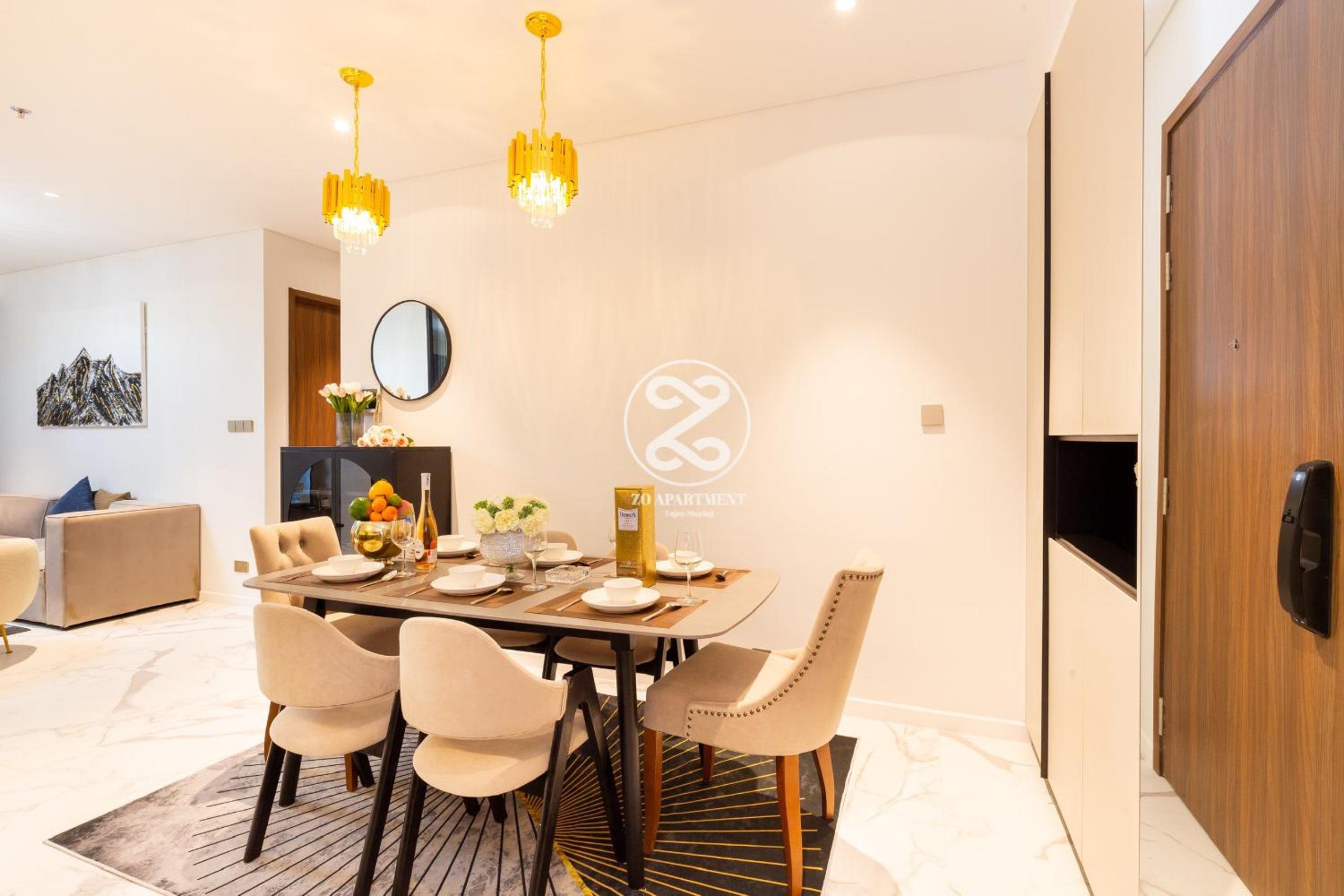 ZO Apartment Opera, Crest, Galleria -Central Saigon -Free POOL-GYM-SAUNA Room-YOGA Room