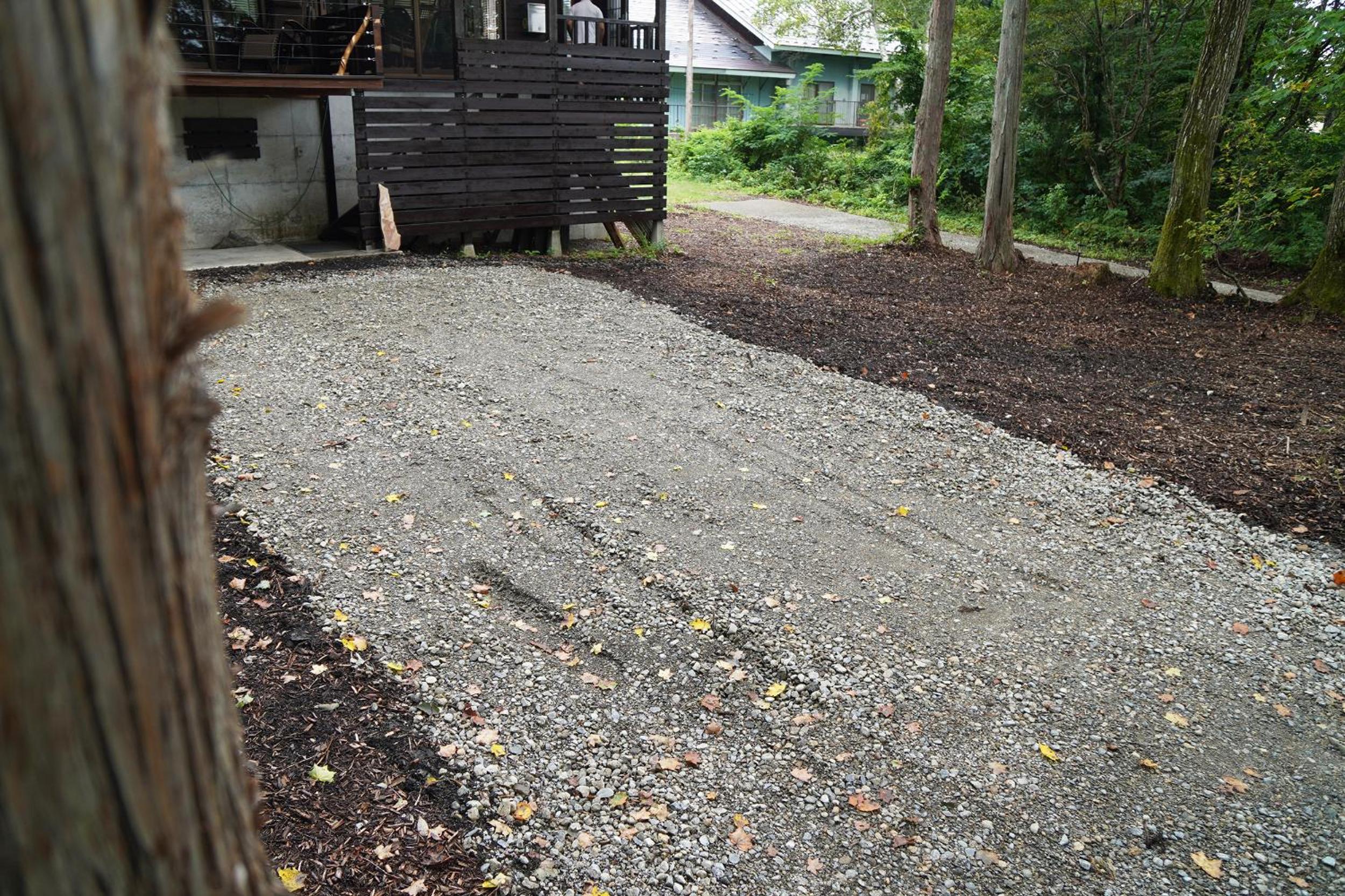 Pond Cabin Myoko view 4