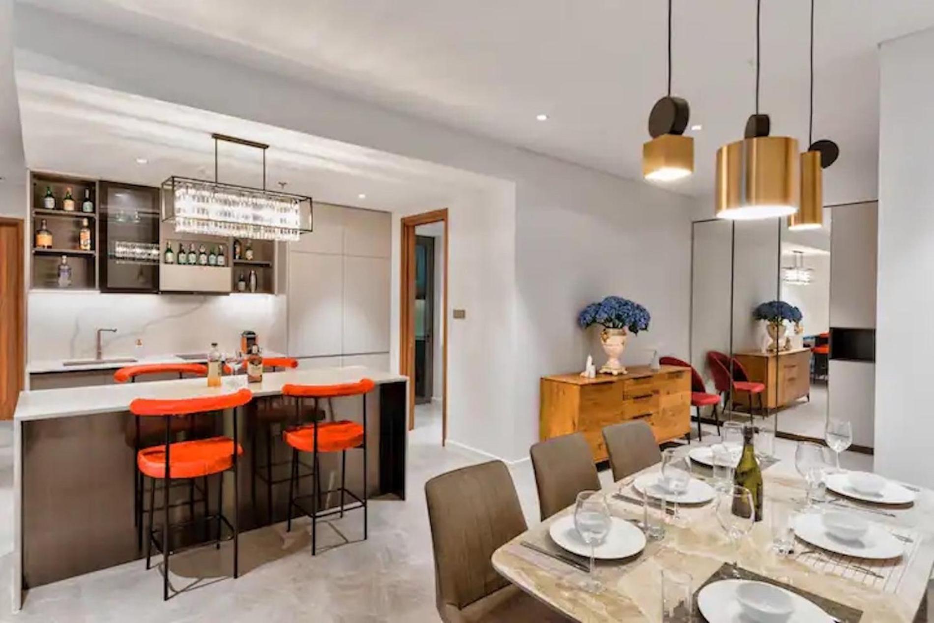 ZO Apartment Opera, Crest, Galleria -Central Saigon -Free POOL-GYM-SAUNA Room-YOGA Room
