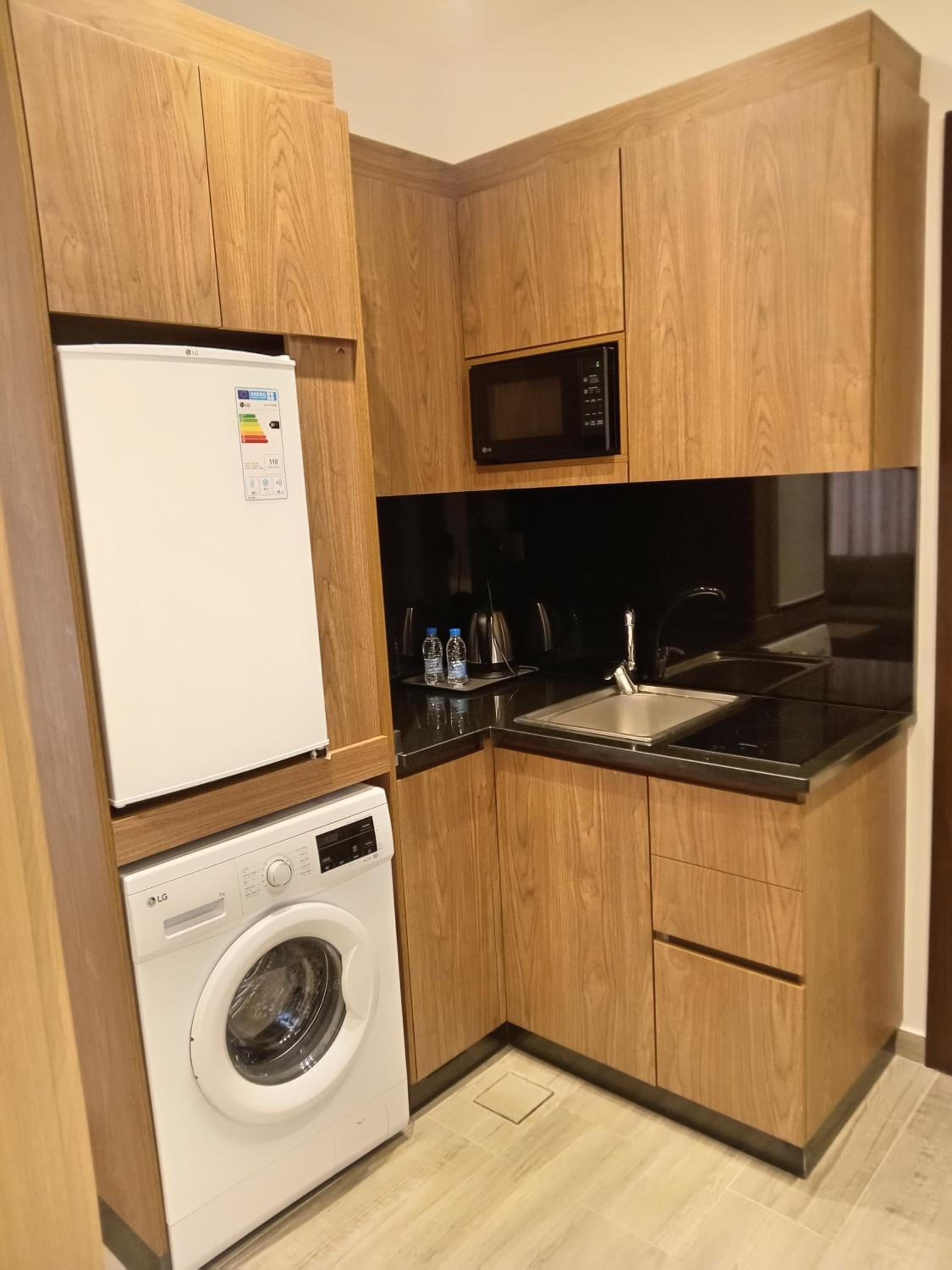 Alshakreen suites