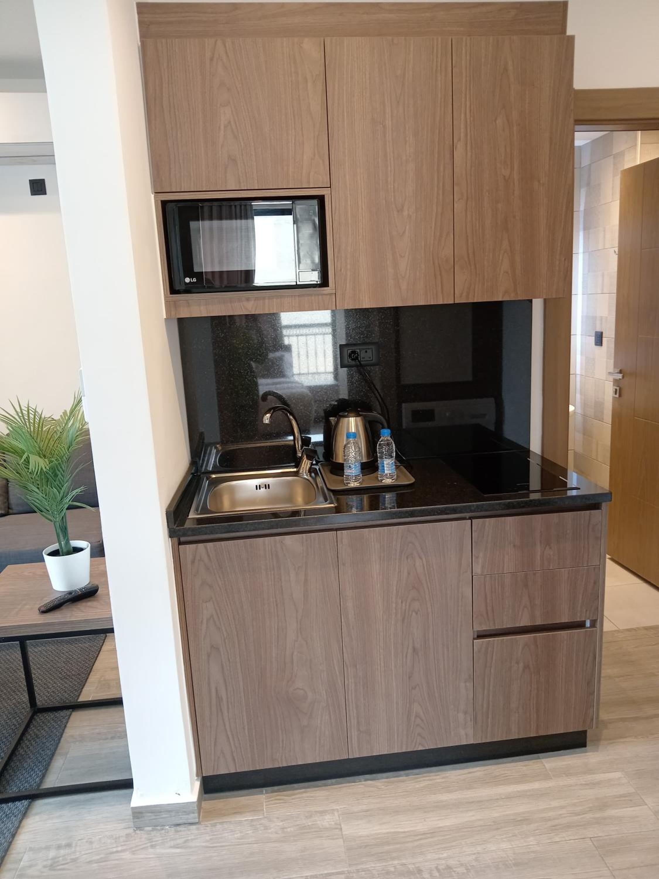Alshakreen suites