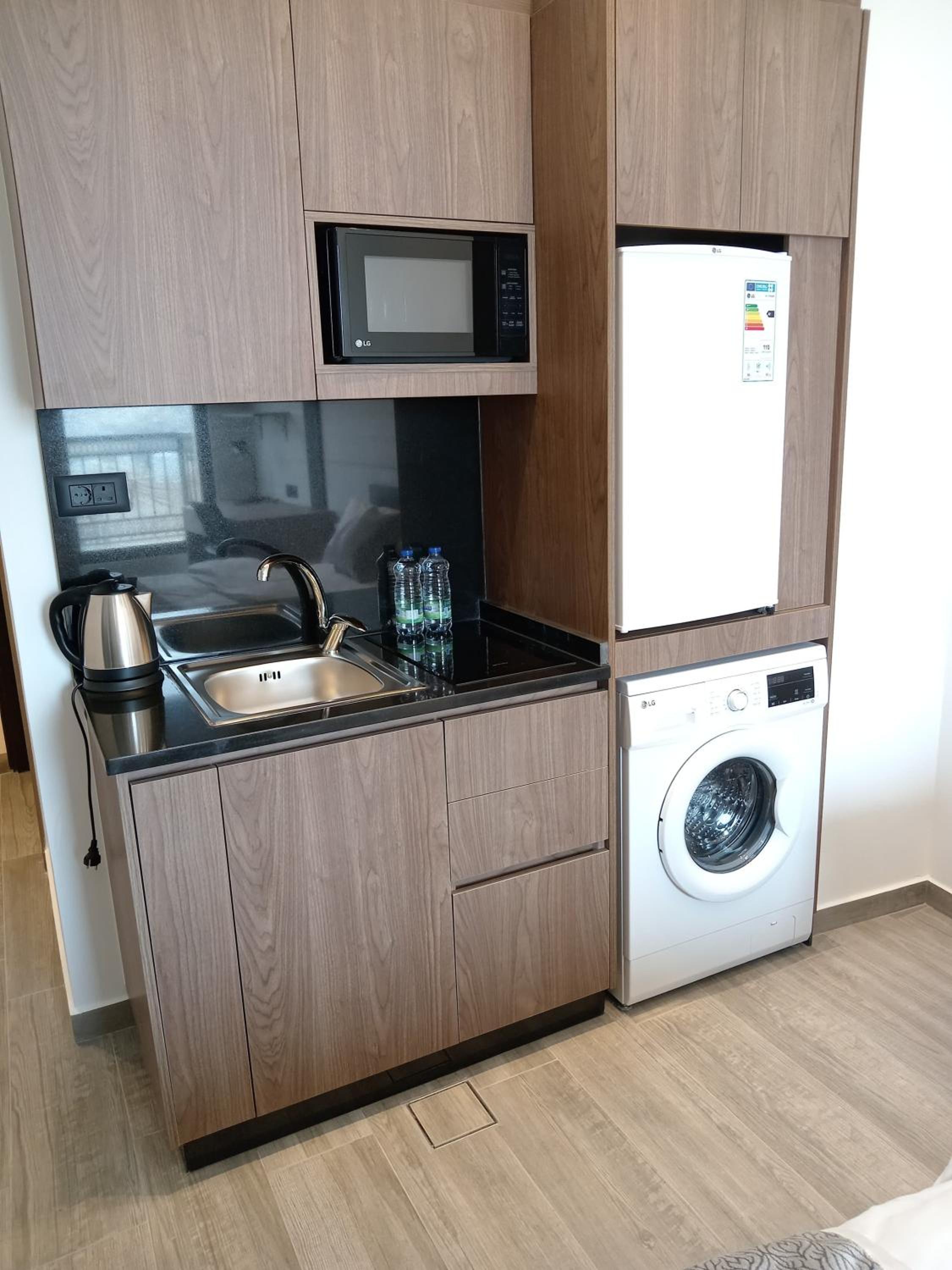 Alshakreen suites