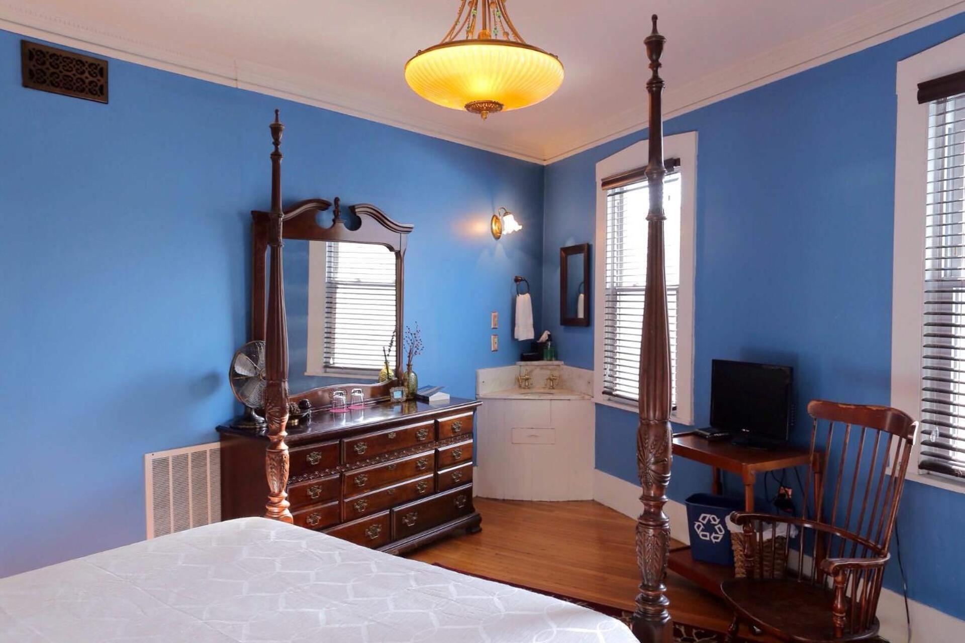 Stepping Stone Inn