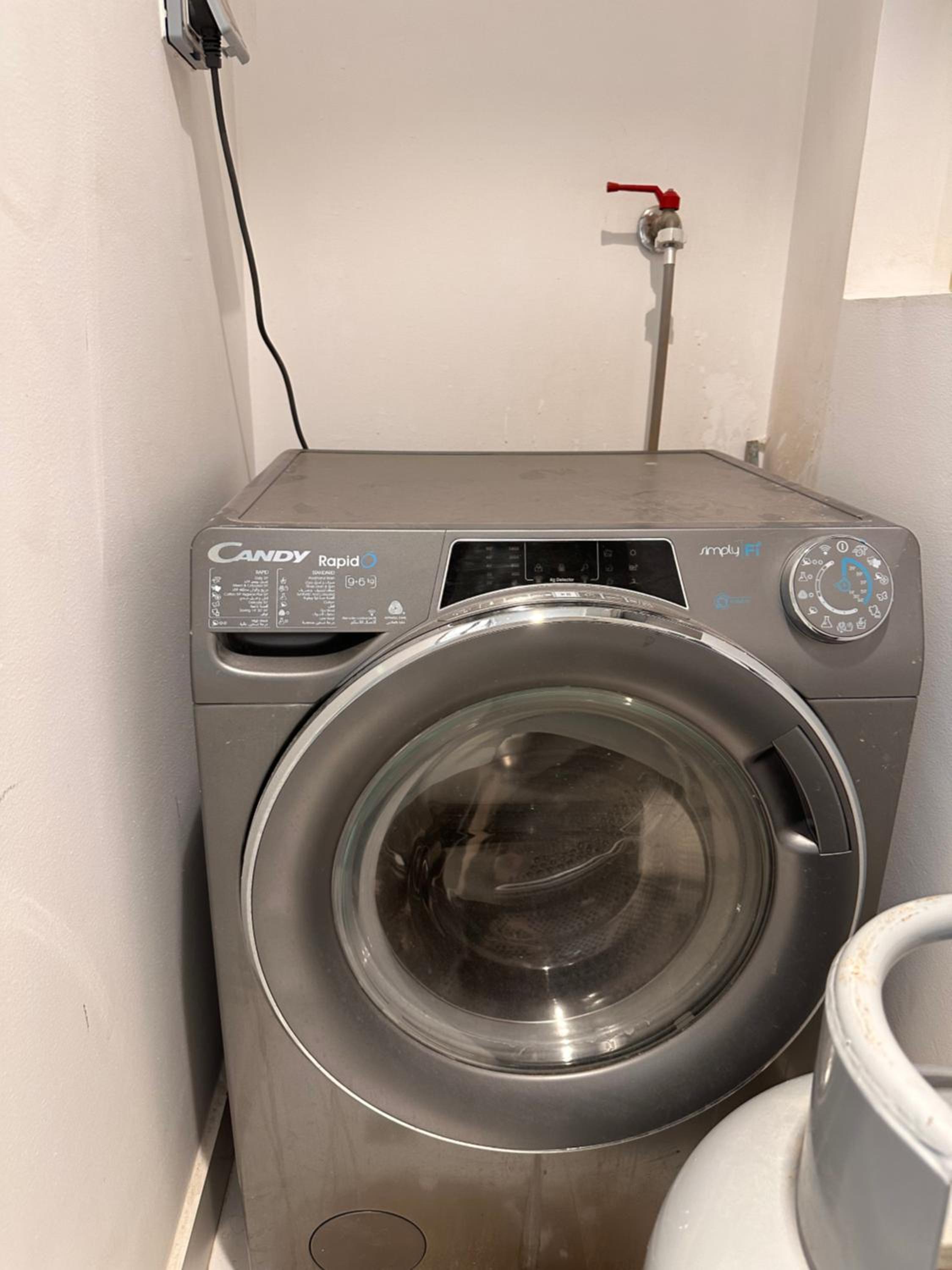 Luxury Flat Near Muscat Mall view 5