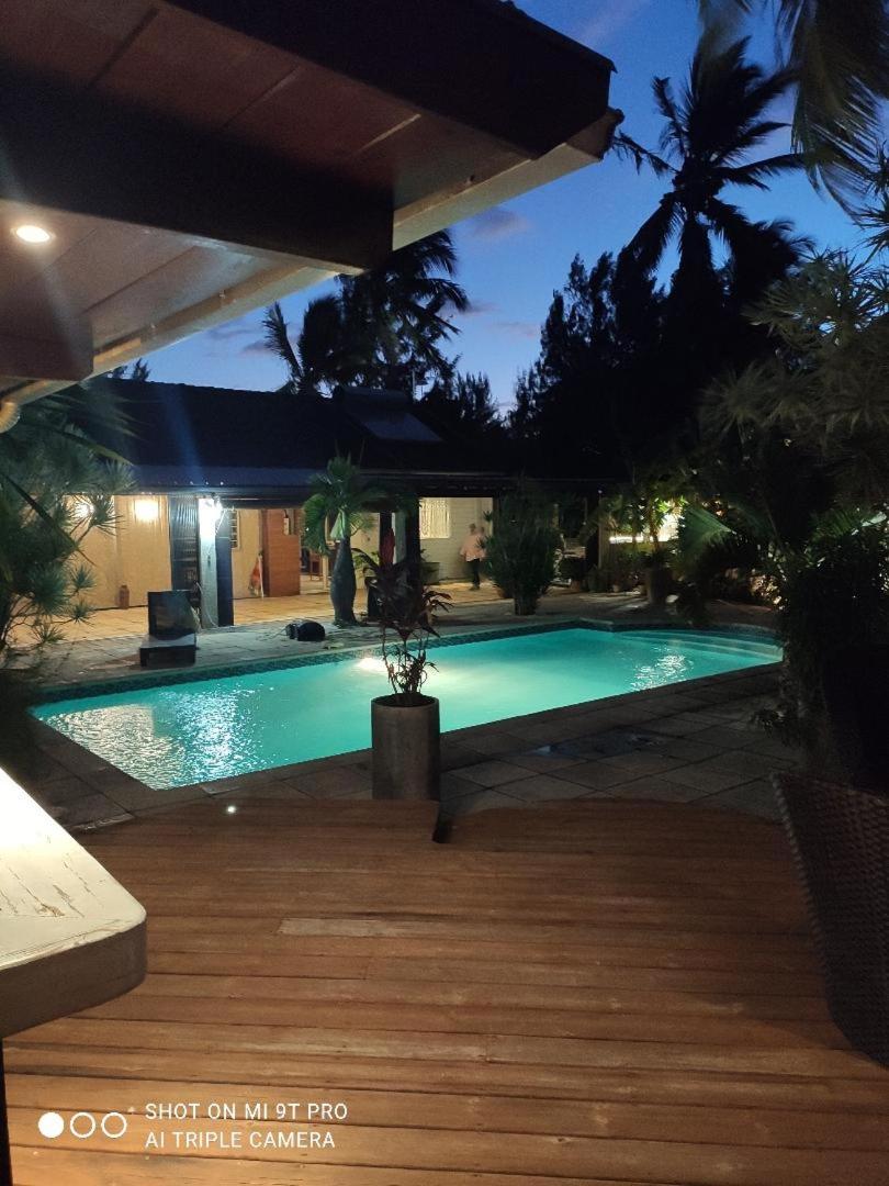 Villa Jacuzzi 60 m du lagon view 4