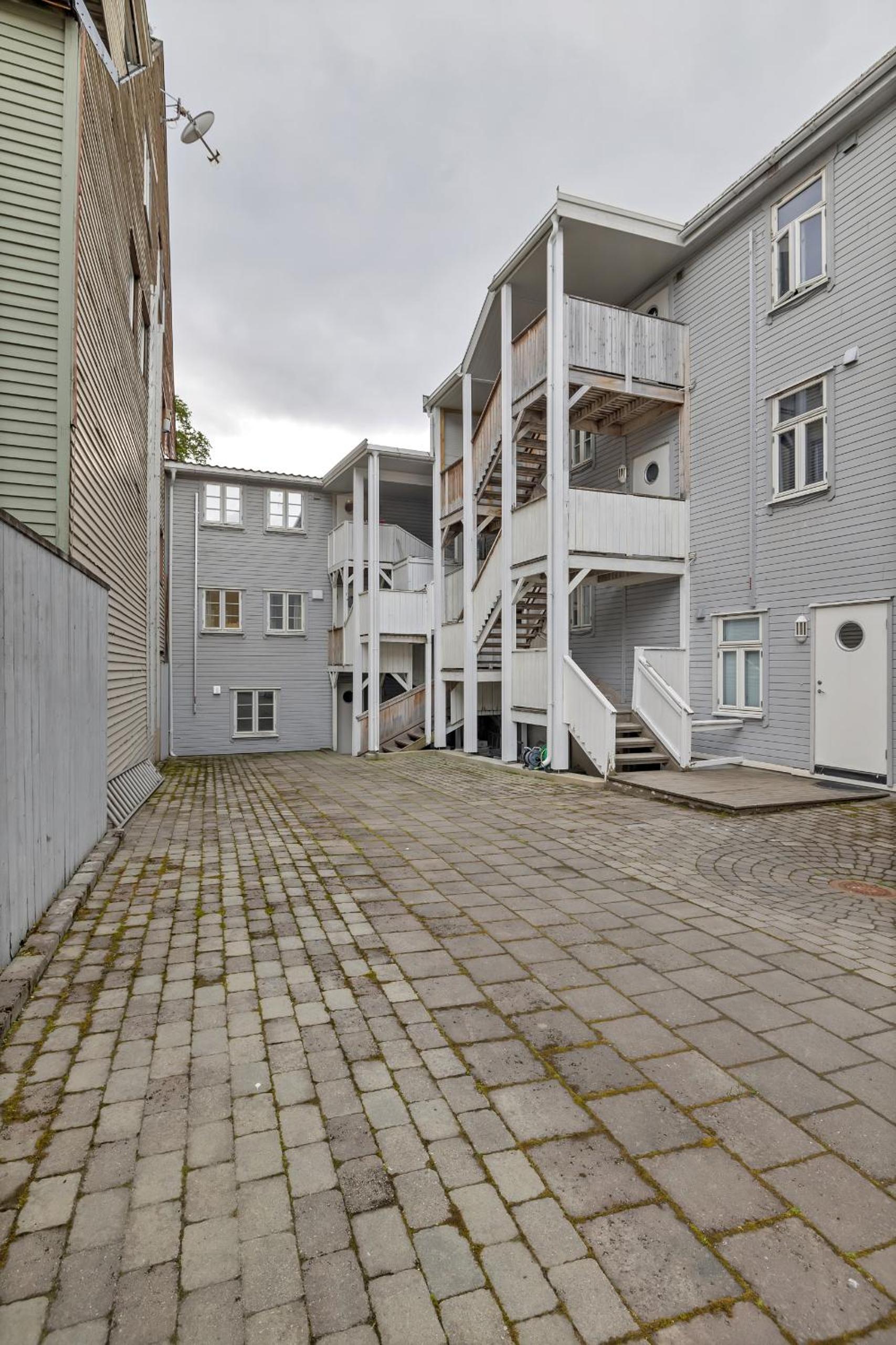 Photo 21
