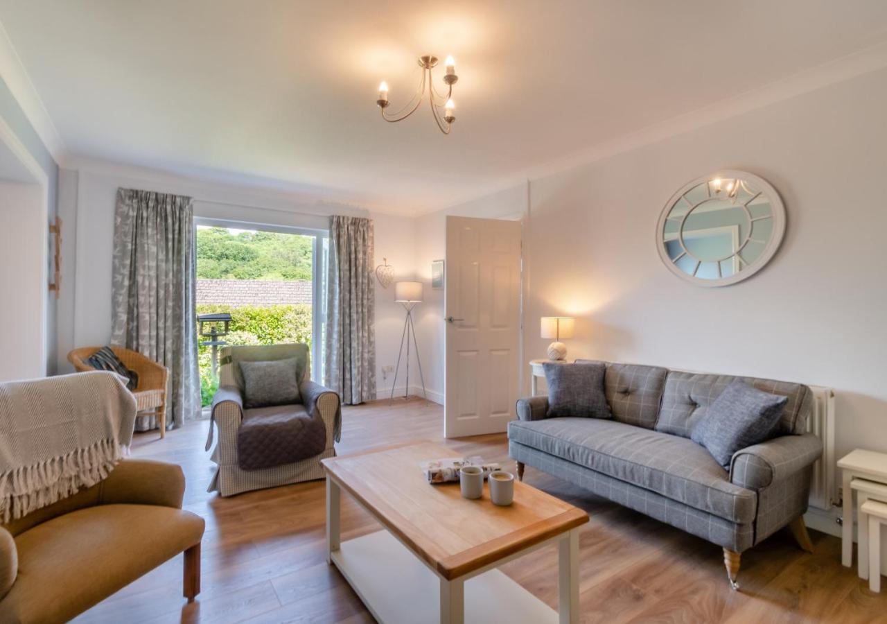 3 Bed in Tenby oc-o29381 view 3