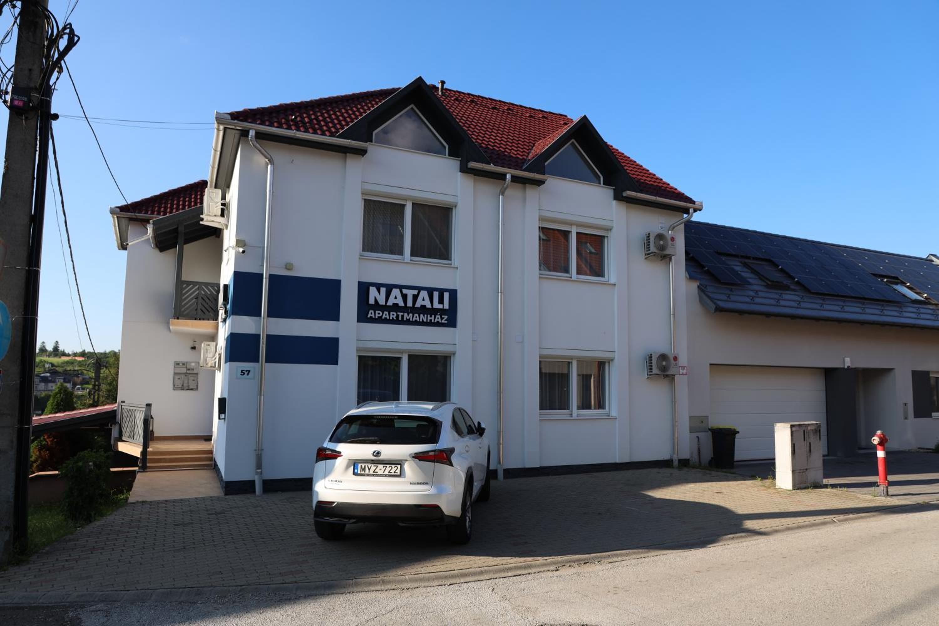 Natali Apartmanház