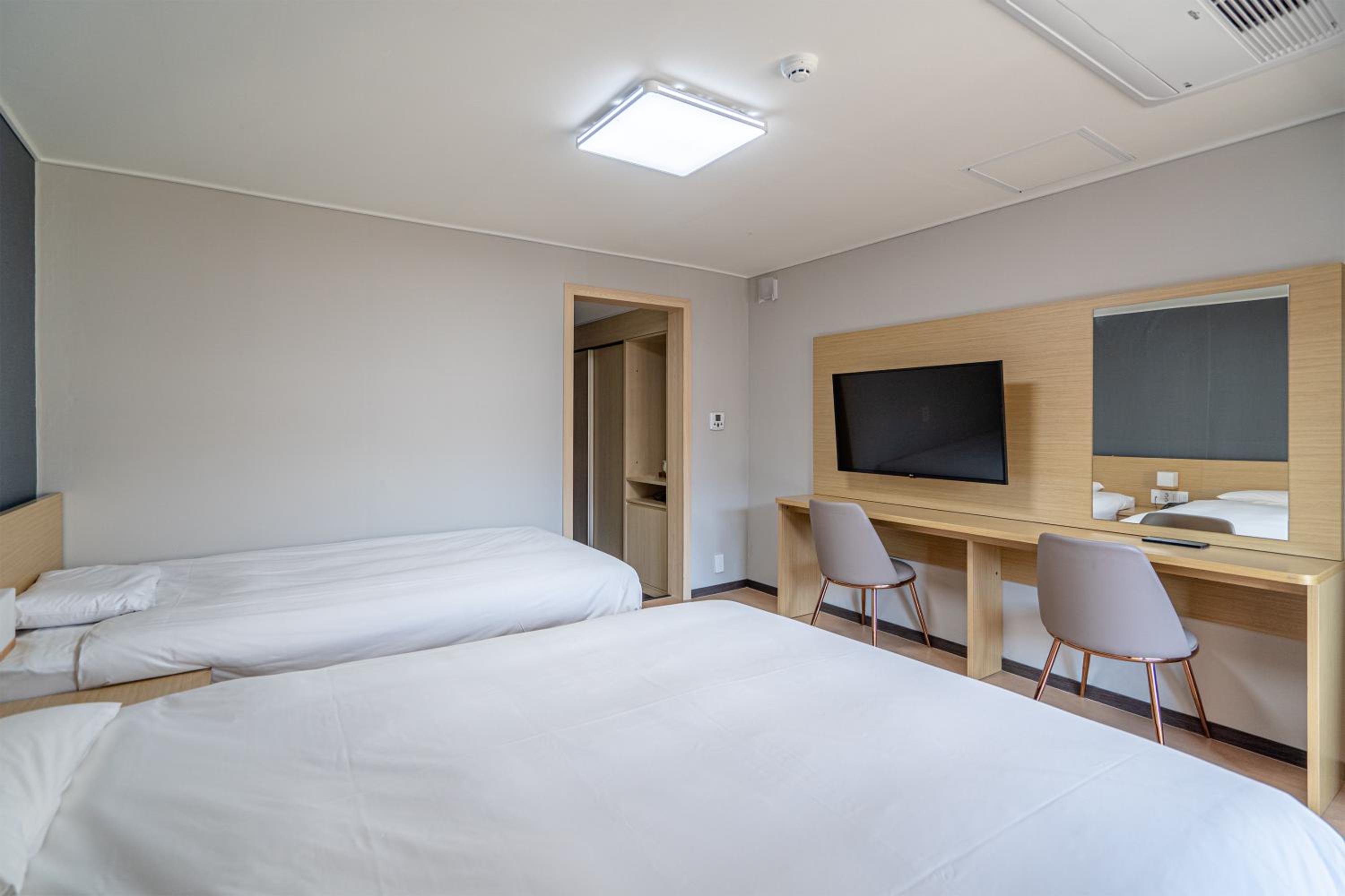 Cheongpung Resort