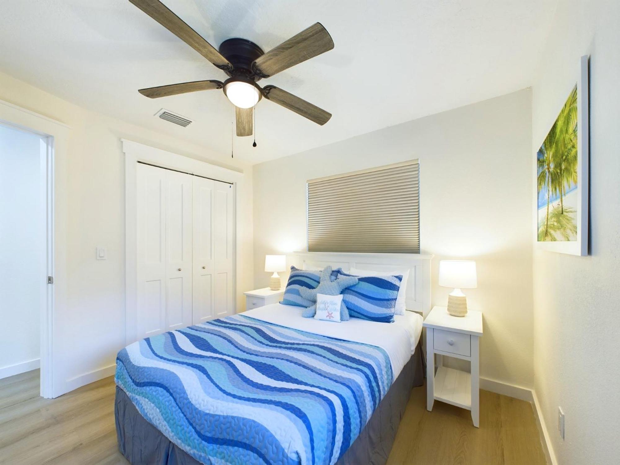 Island Oasis with Heated Pool Private Tiki Bar! view 4