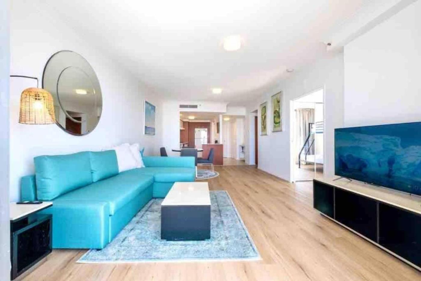 OceanView Bliss Lv 24 Chevron Renaissance Retreat