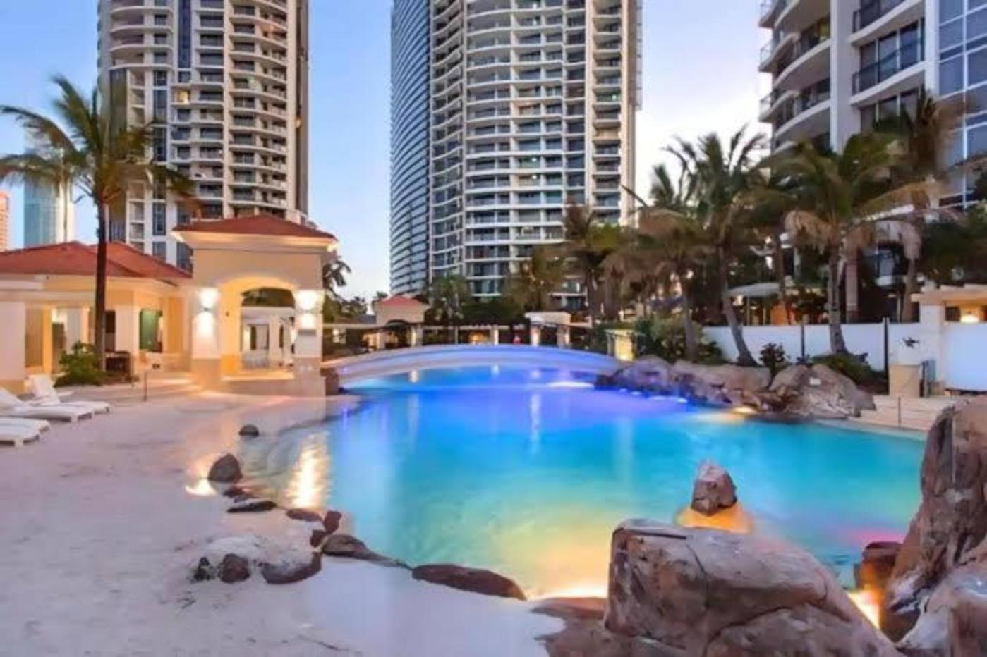 OceanView Bliss Lv 24 Chevron Renaissance Retreat