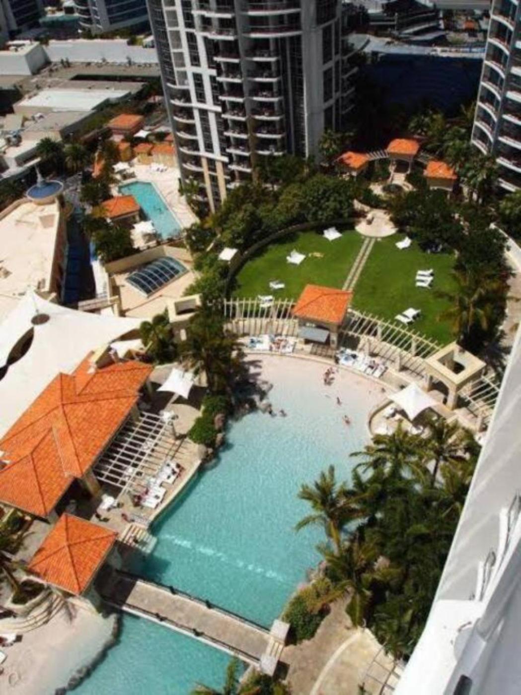 OceanView Bliss Lv 24 Chevron Renaissance Retreat