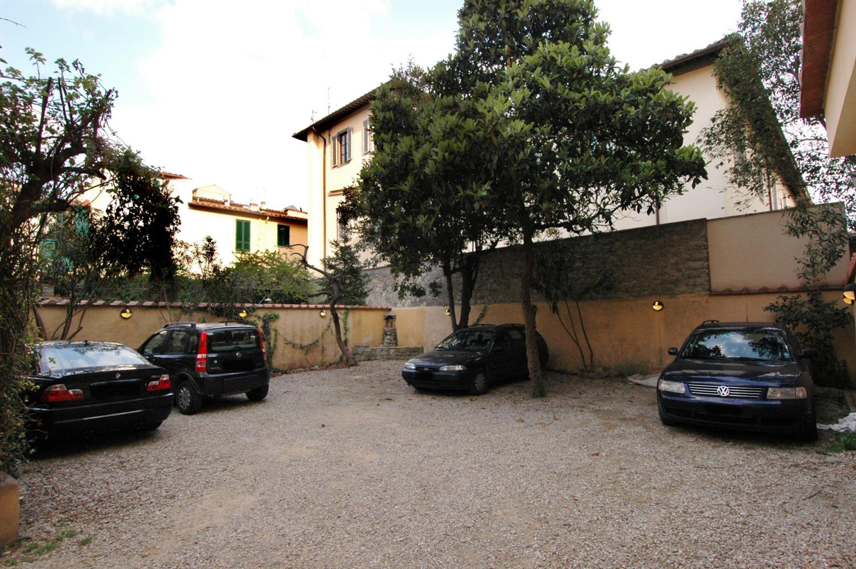 MADAMA GUEST HOUSE