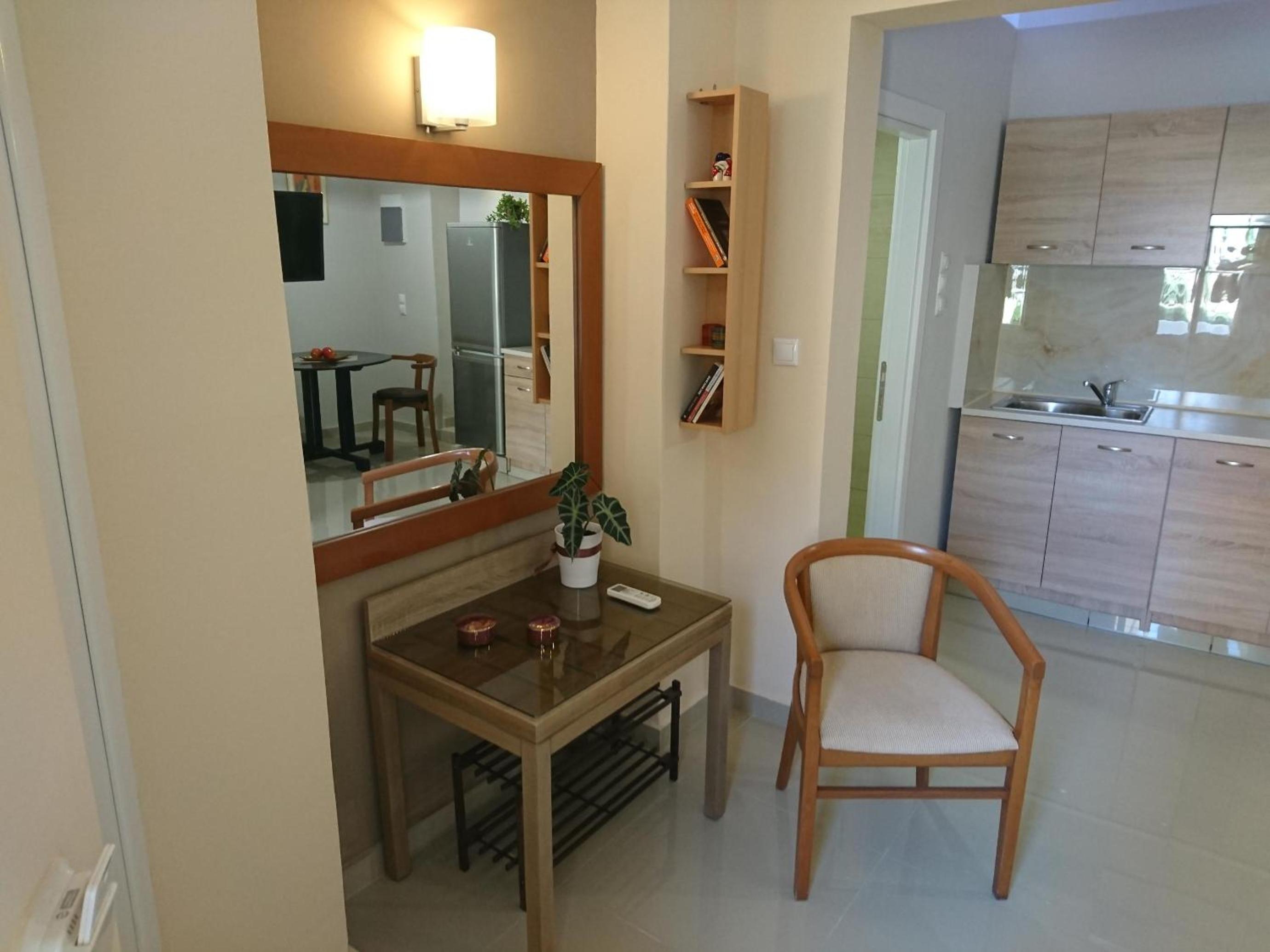 Le Sorelle - Studio ground floor apartment view 5
