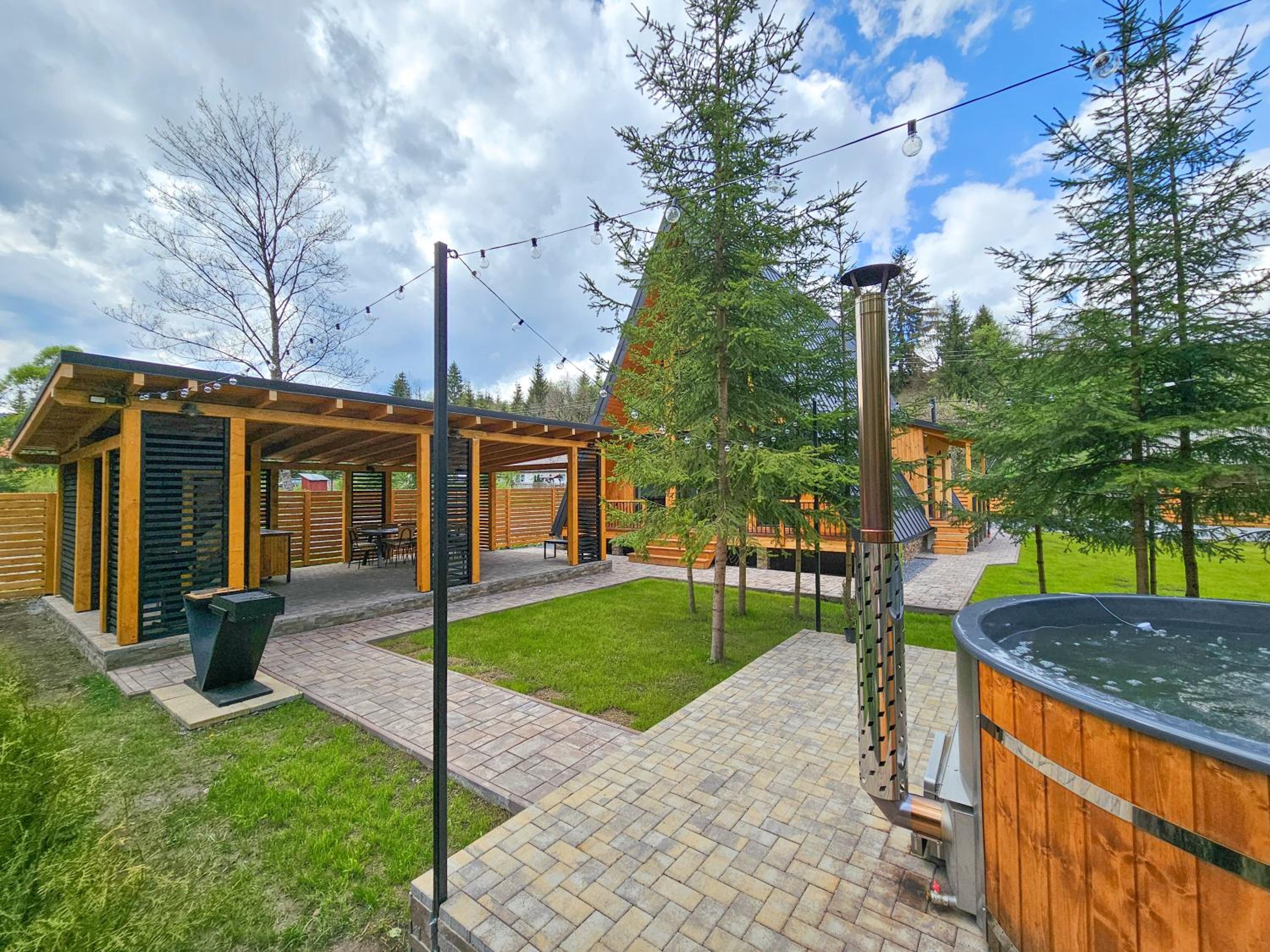 Timber Loft Toplita view 3