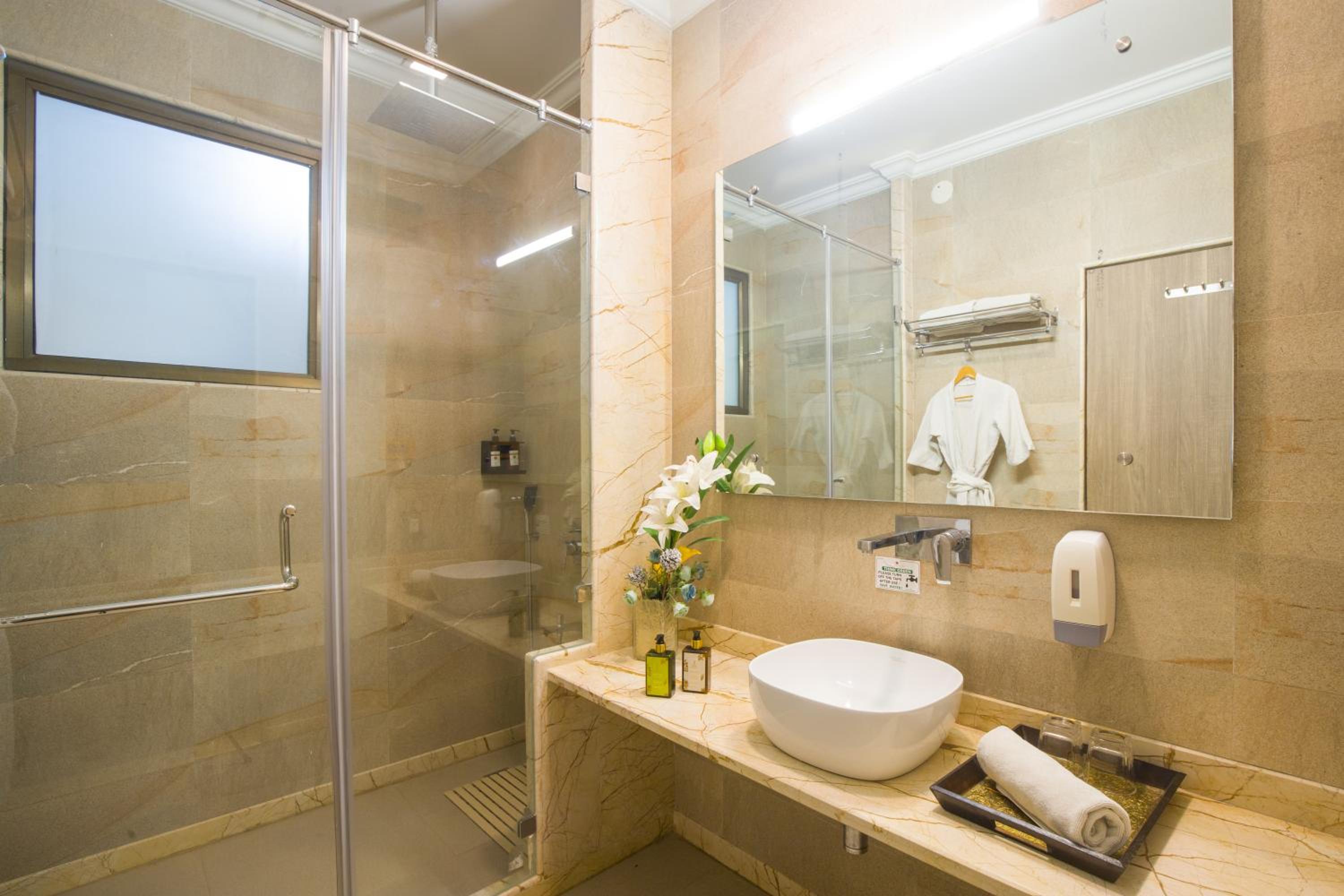 ELIVAAS Shourya Celesta Luxe 3BHK Villa with Pvt Pool, Udaipur view 4