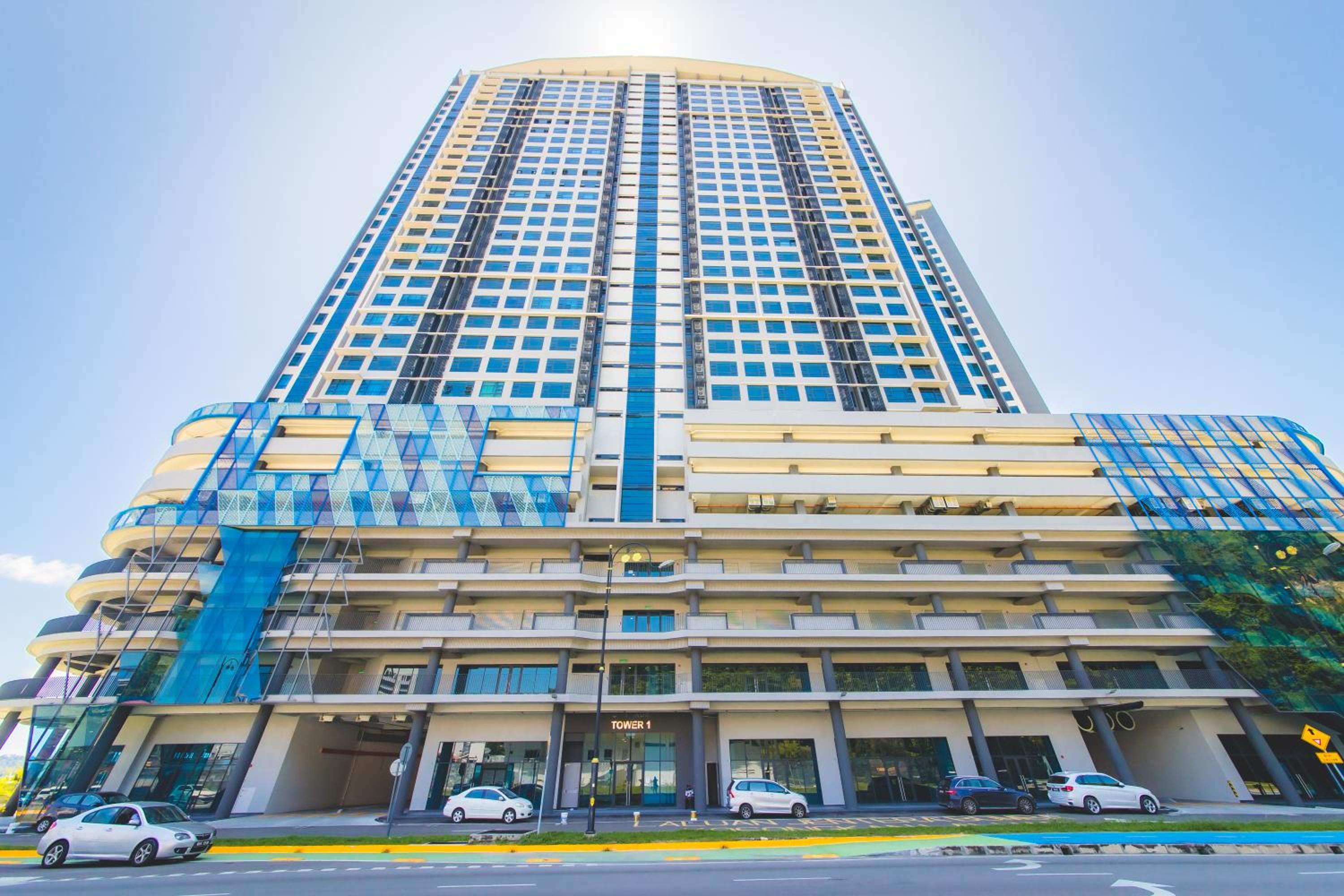 Charis Seaview Suites at Jesselton Quay Kota Kinabalu photo 8