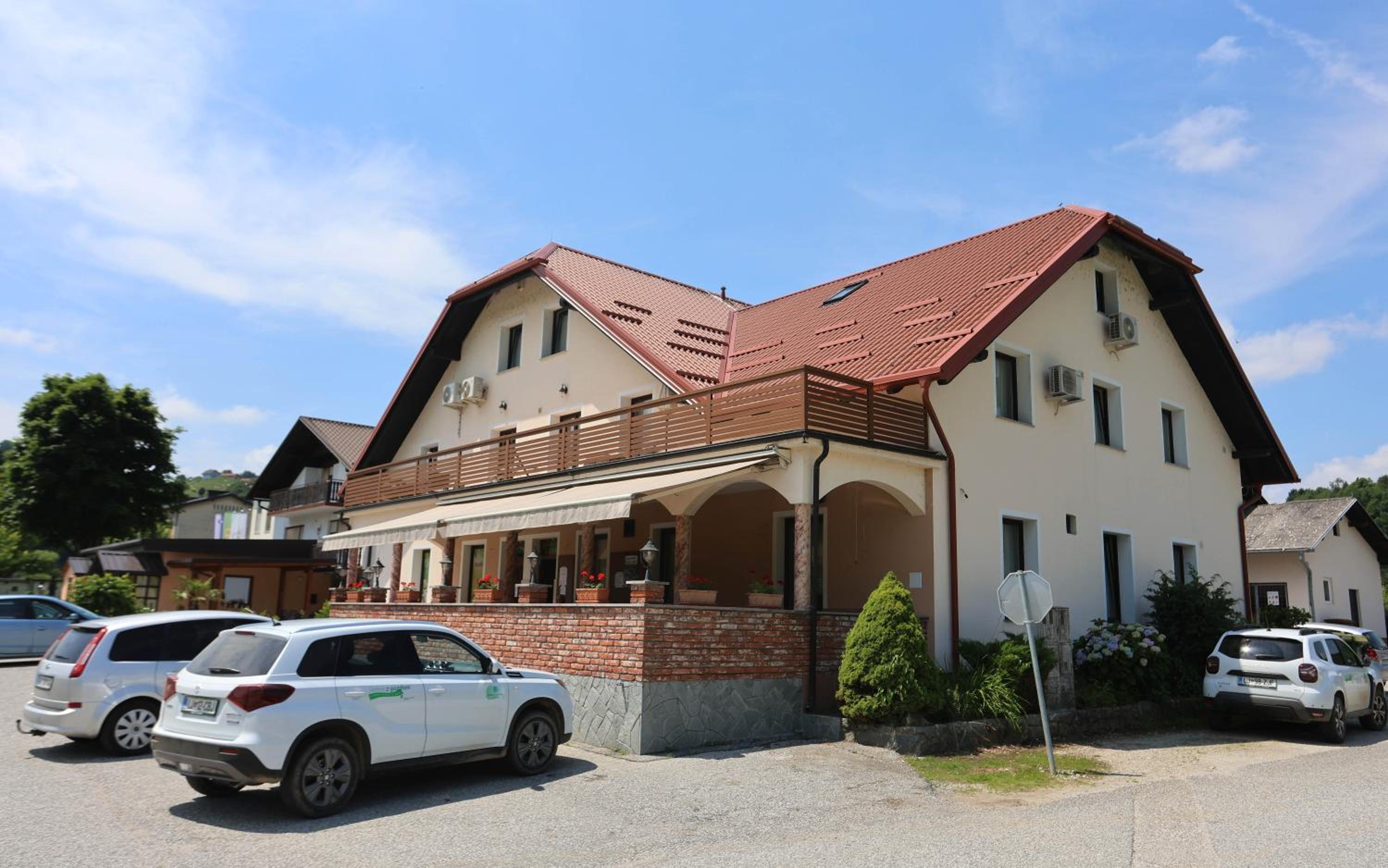 Photo 21
