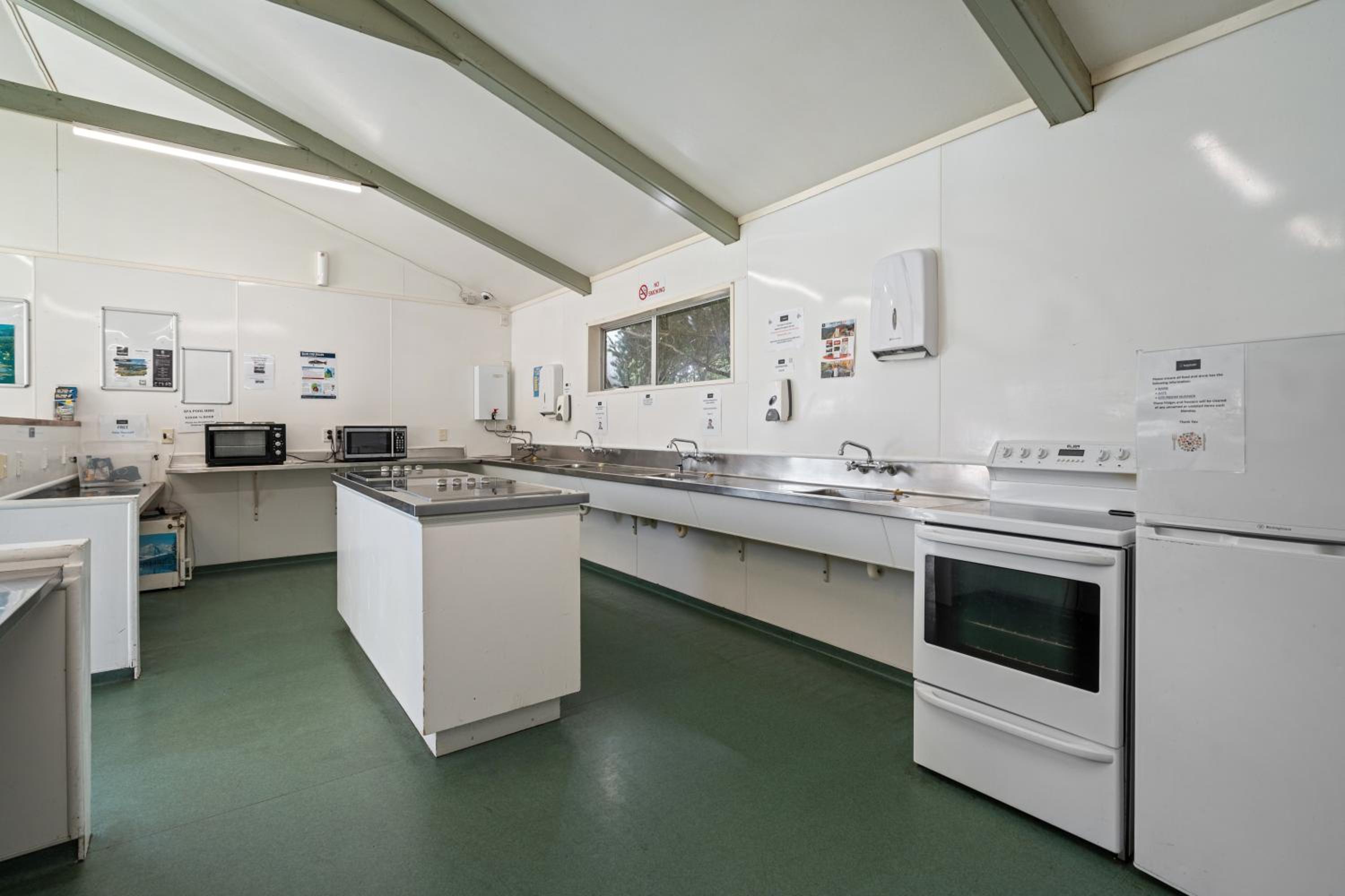 Tasman Holiday Parks Picton