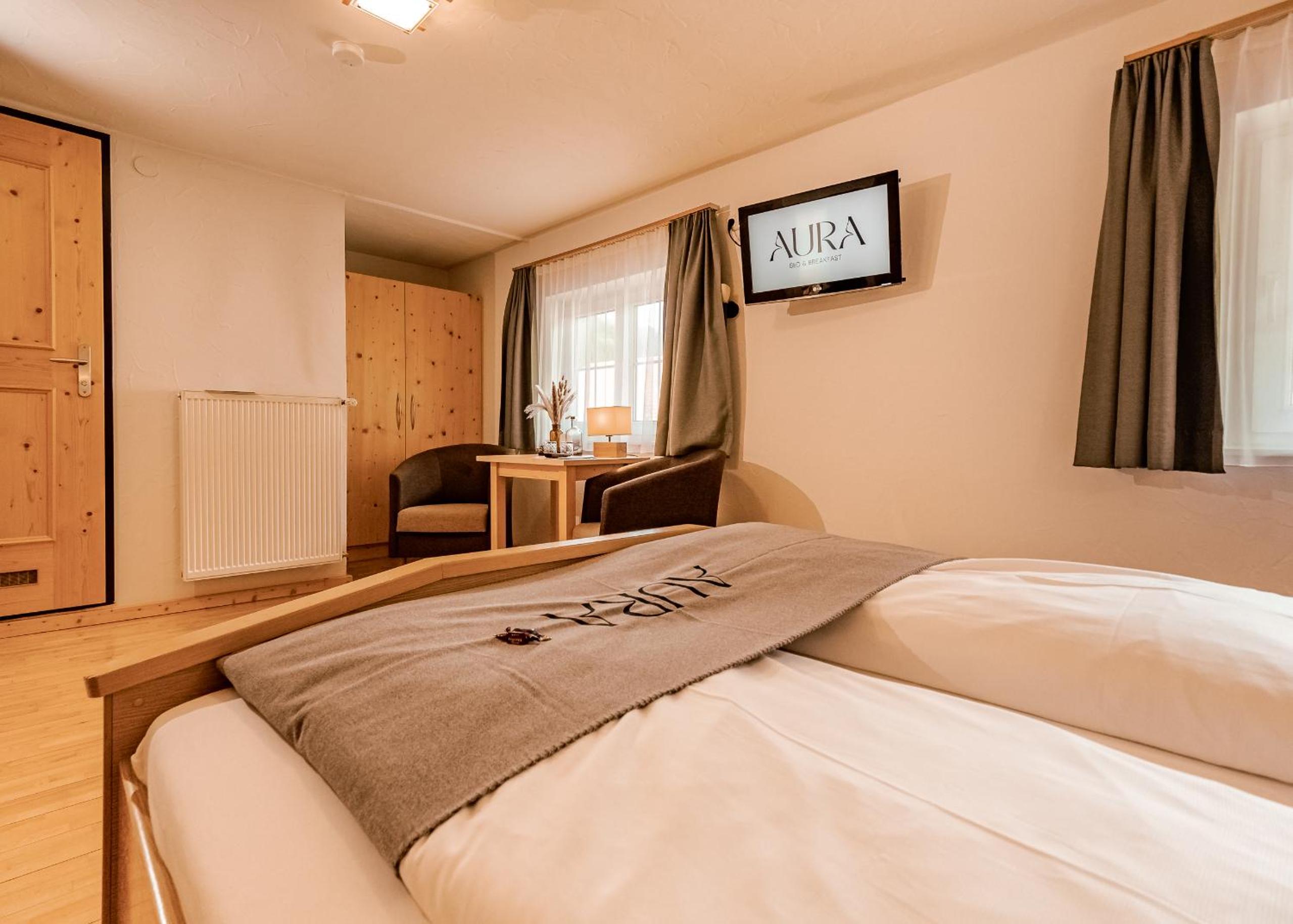 AURA Bed & Breakfast
