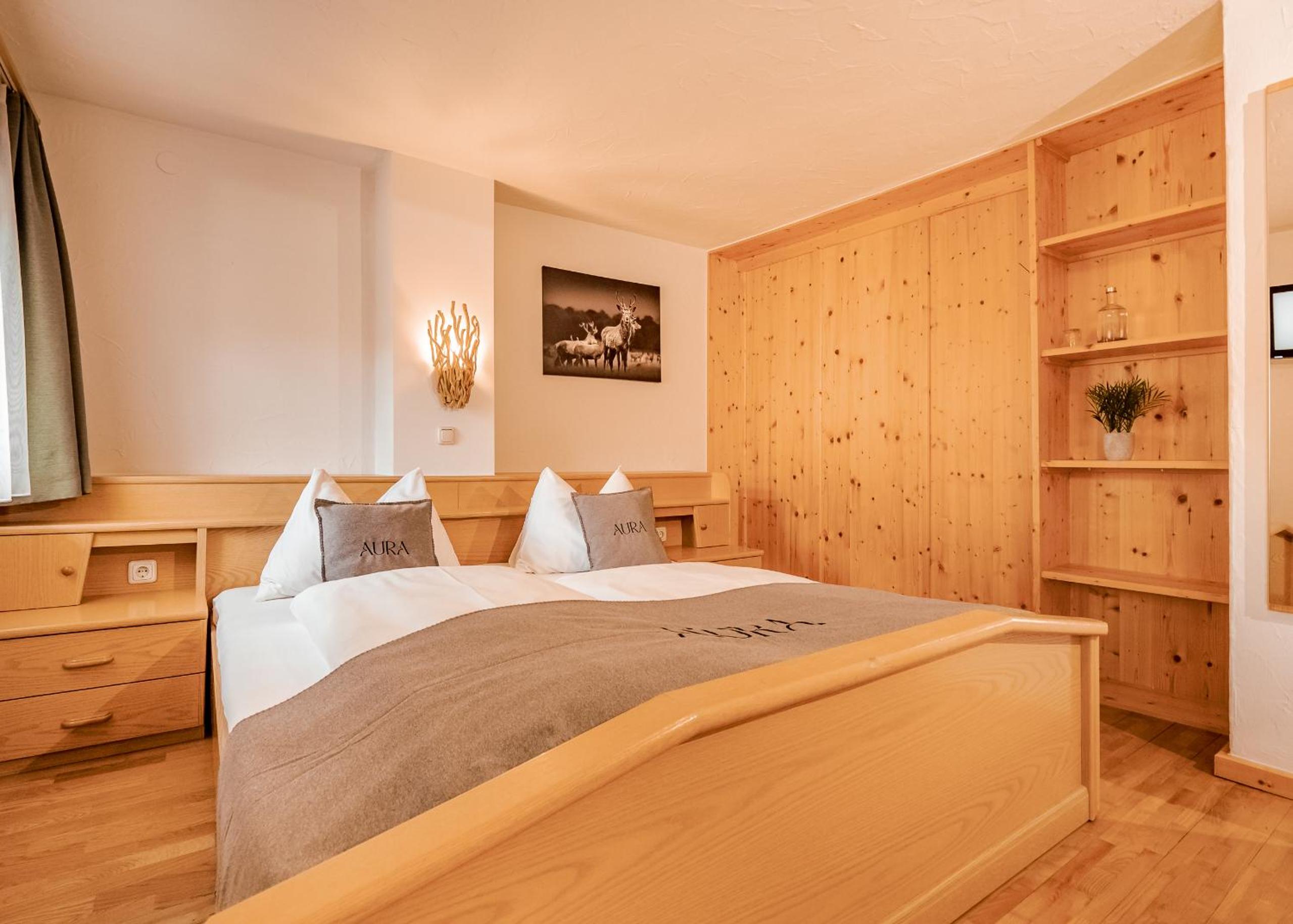AURA Bed & Breakfast