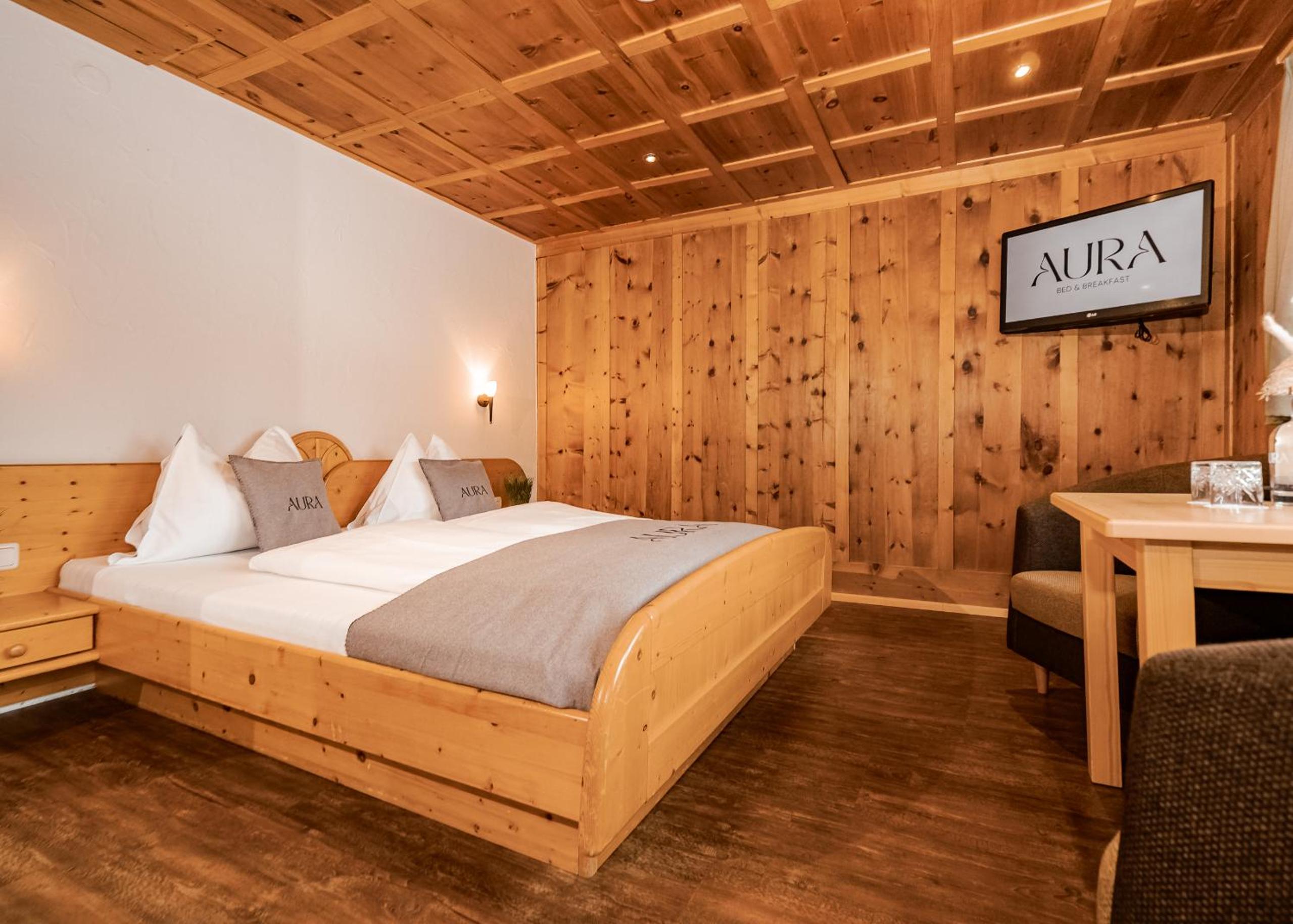 AURA Bed & Breakfast