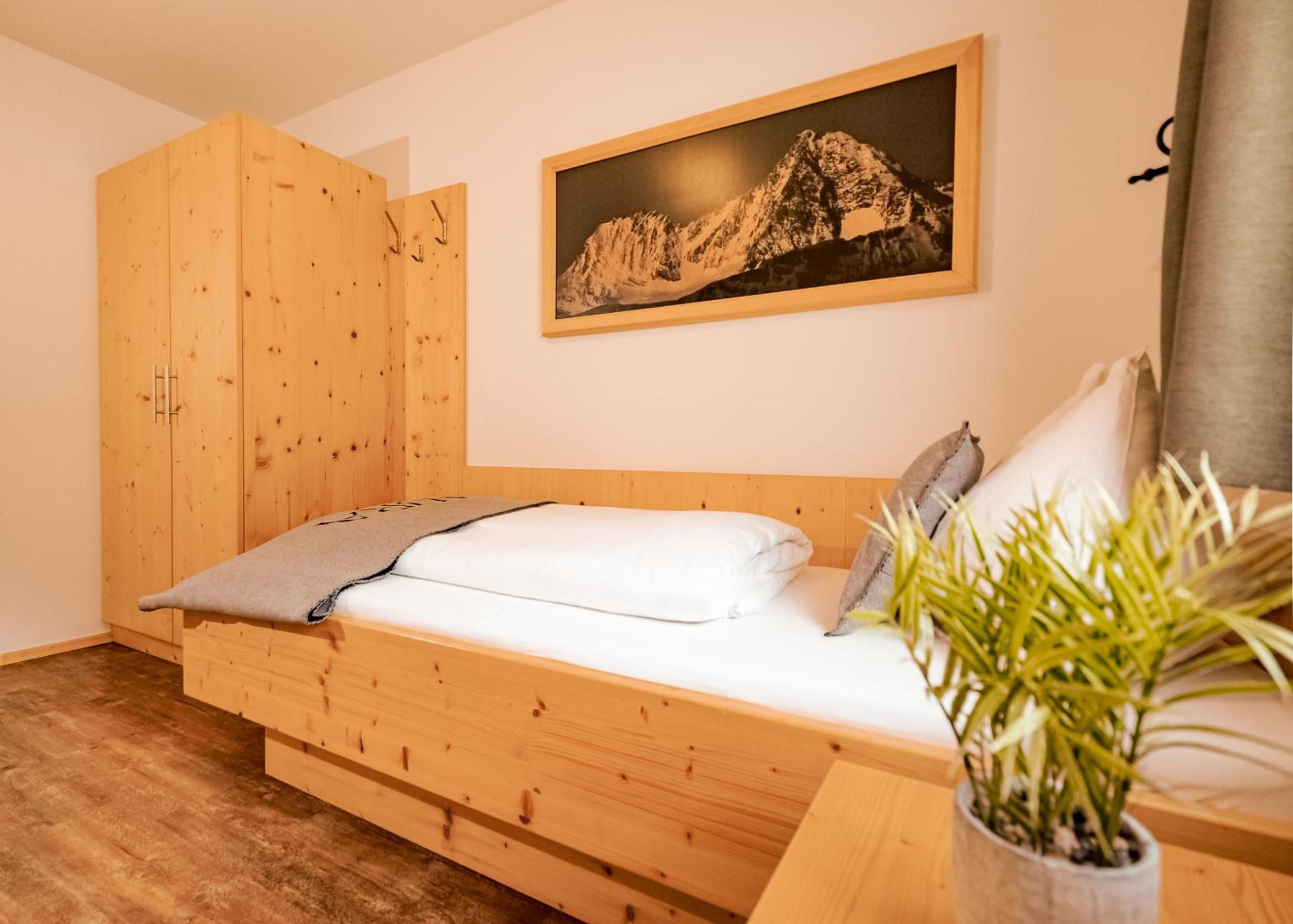 AURA Bed & Breakfast