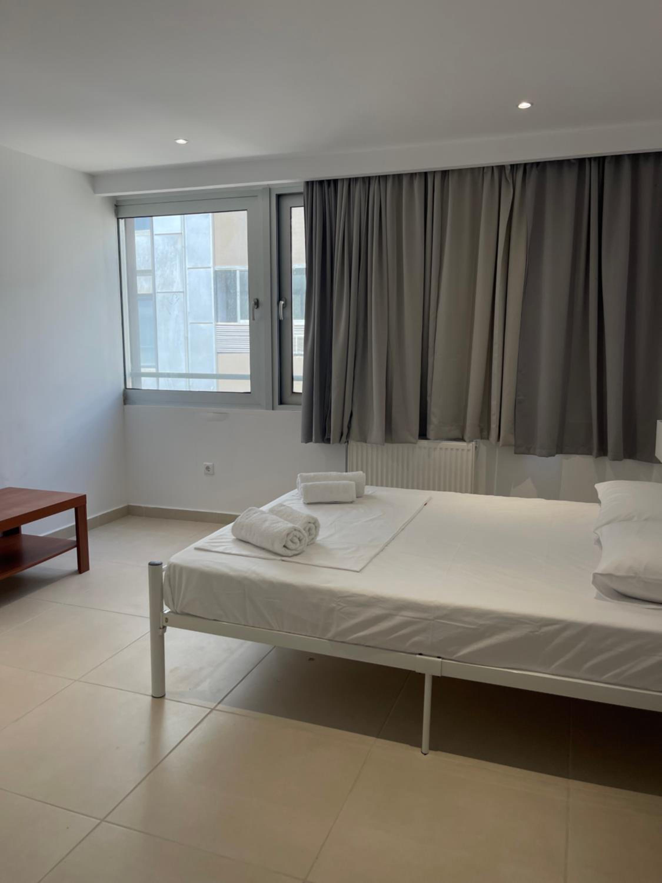 Spacious Athenian 2 Bedroom Apartment Next Metro and Museum