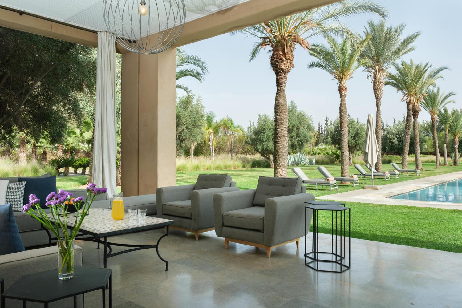 Adnaa - Modern Villa with 2 pools, sauna, hammam, tennis court & home cinema