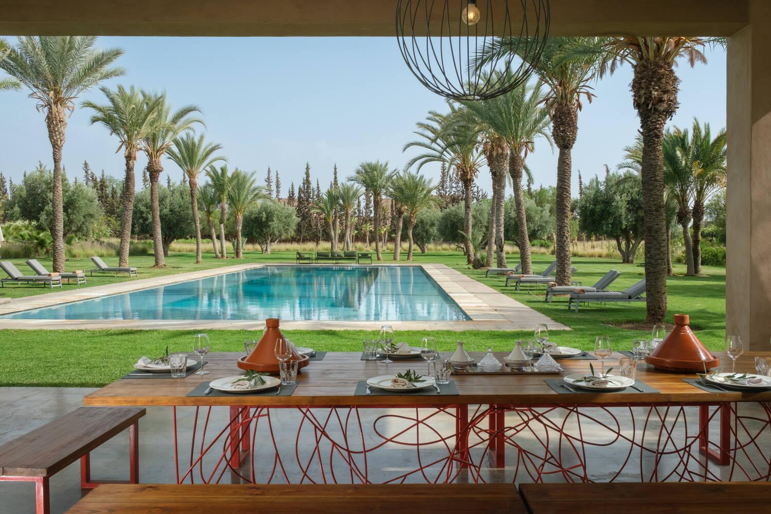 Adnaa - Modern Villa with 2 pools, sauna, hammam, tennis court & home cinema